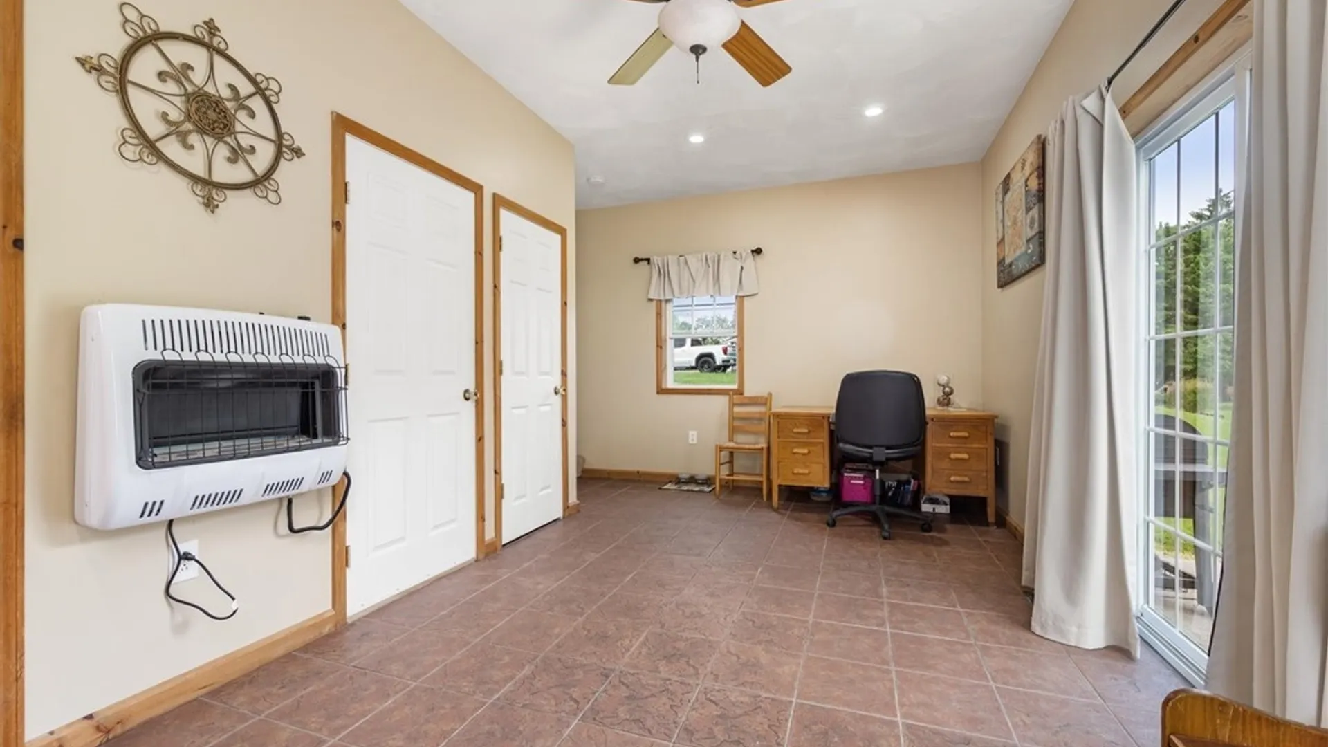 Property at 123 Seneca Avenue, Vernon, NY 13421 25