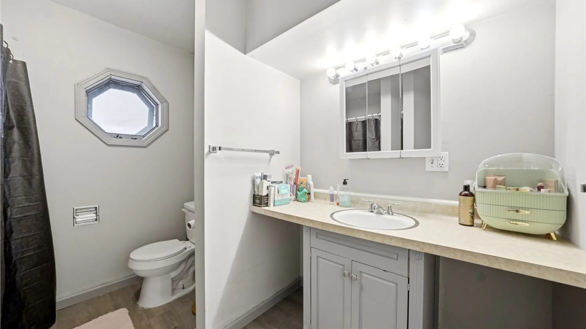 Property at 204 Prospect Avenue, Ridgeway, NY 14103 29