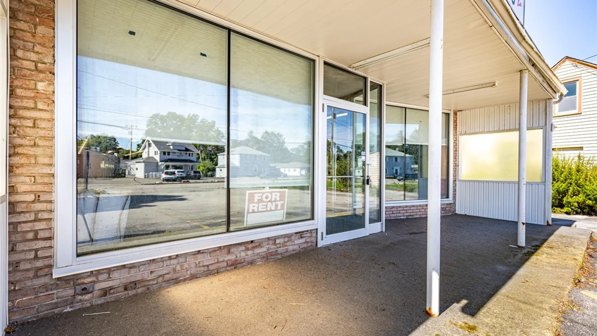 Property at 2195 Monroe Avenue, Brighton, NY 14618 7