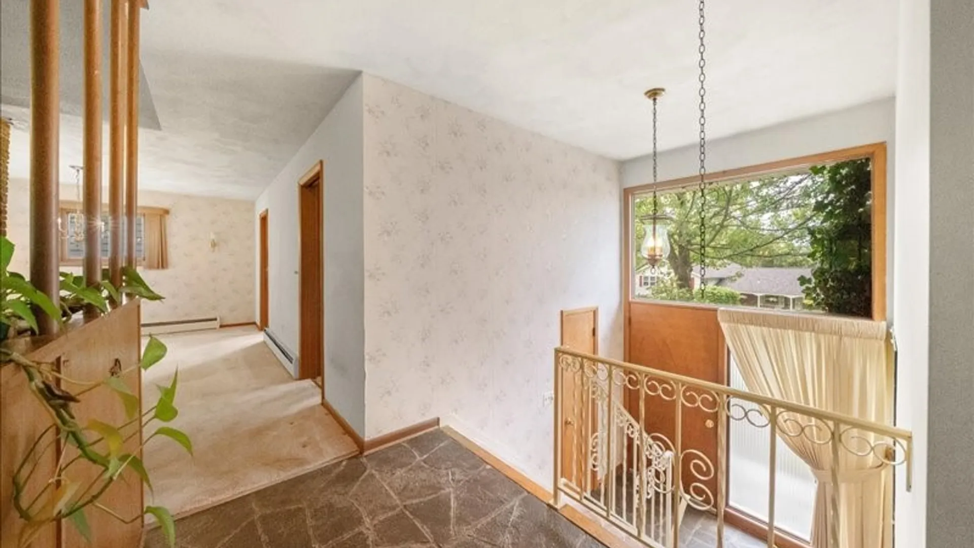 Property at 916 Chestnut Lane, Vestal, NY 13850 5