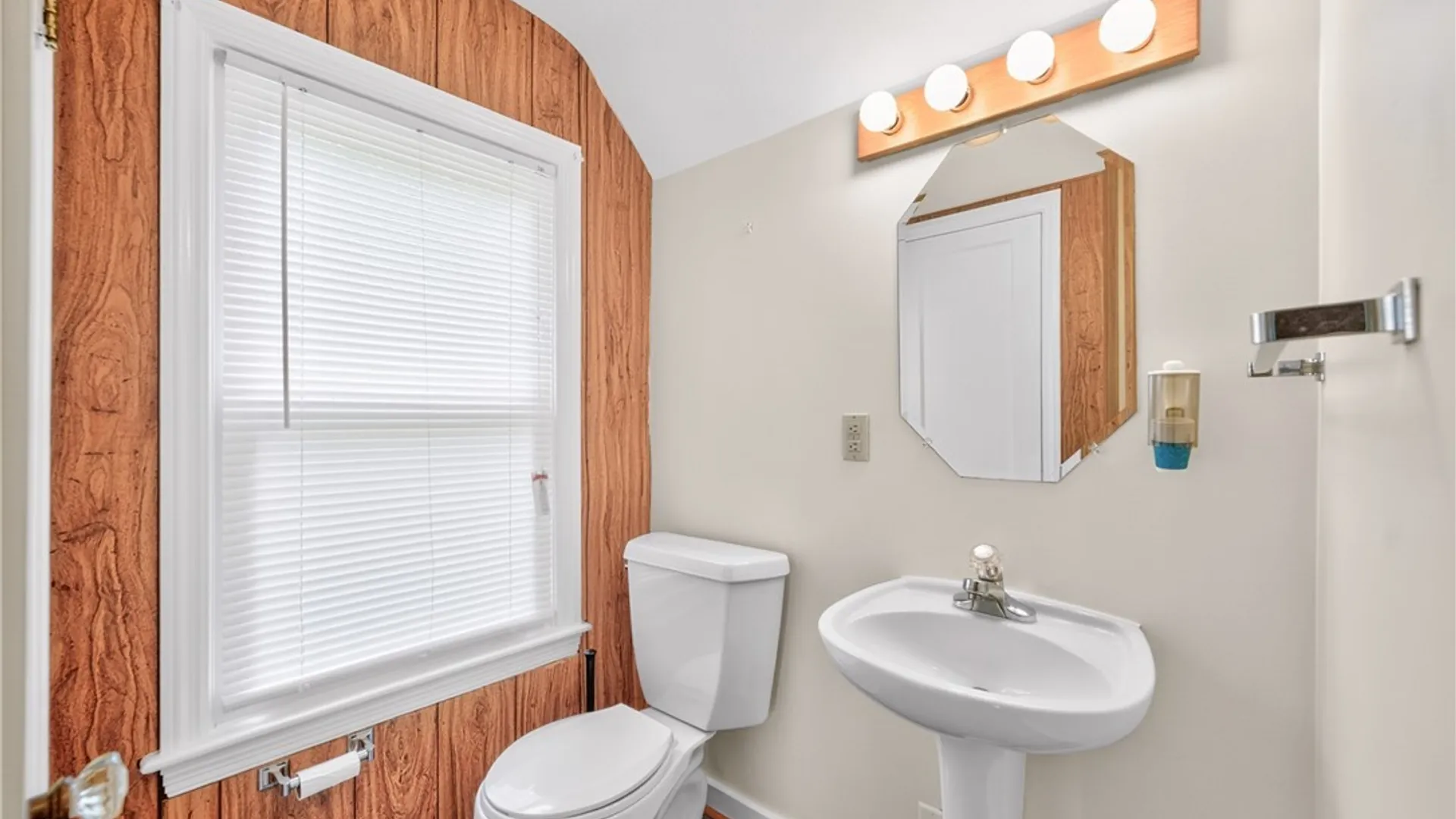 Property at 5 Marwood Road, Deerfield, NY 13502 40