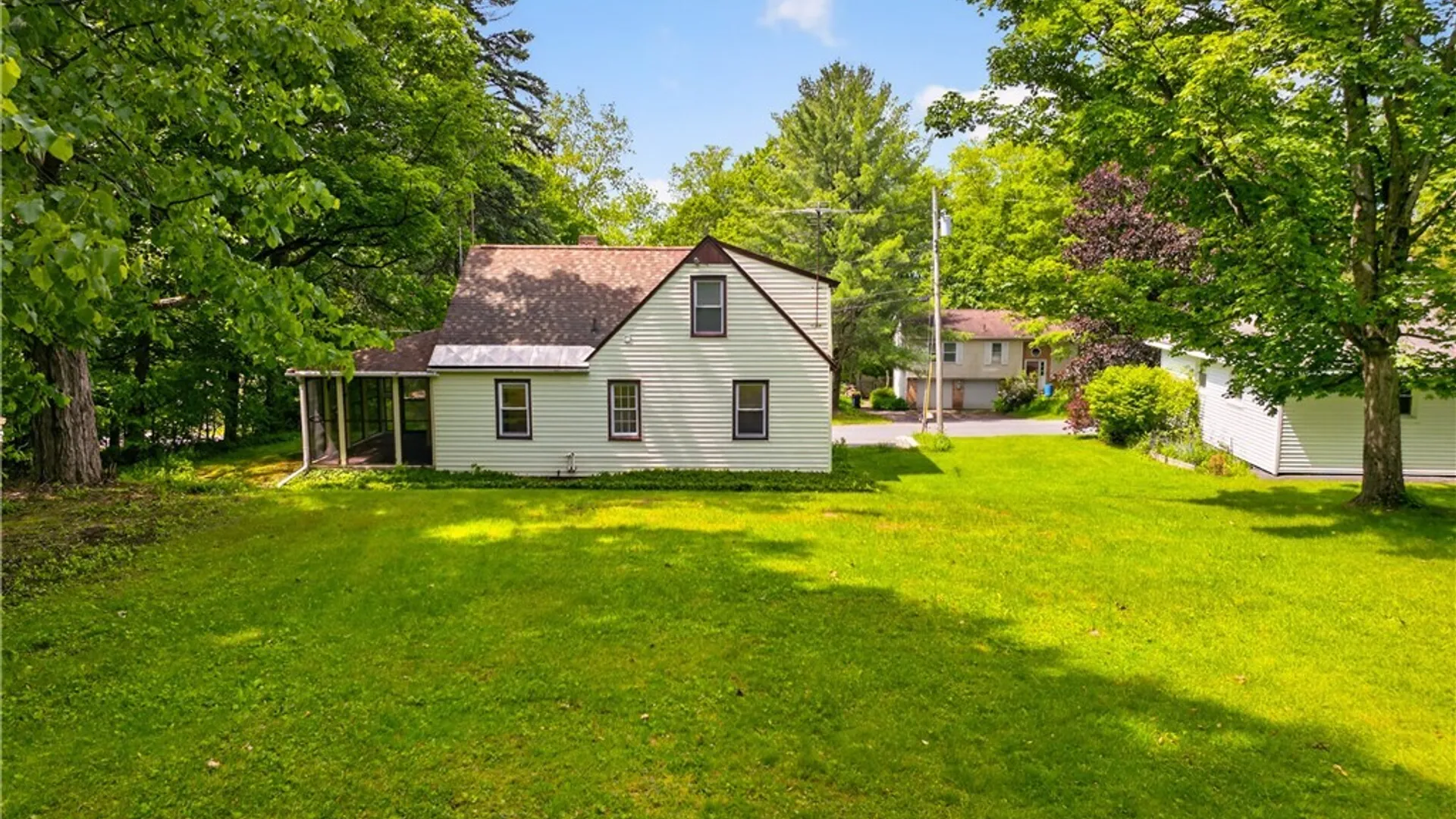 Property at 5 Marwood Road, Deerfield, NY 13502 8