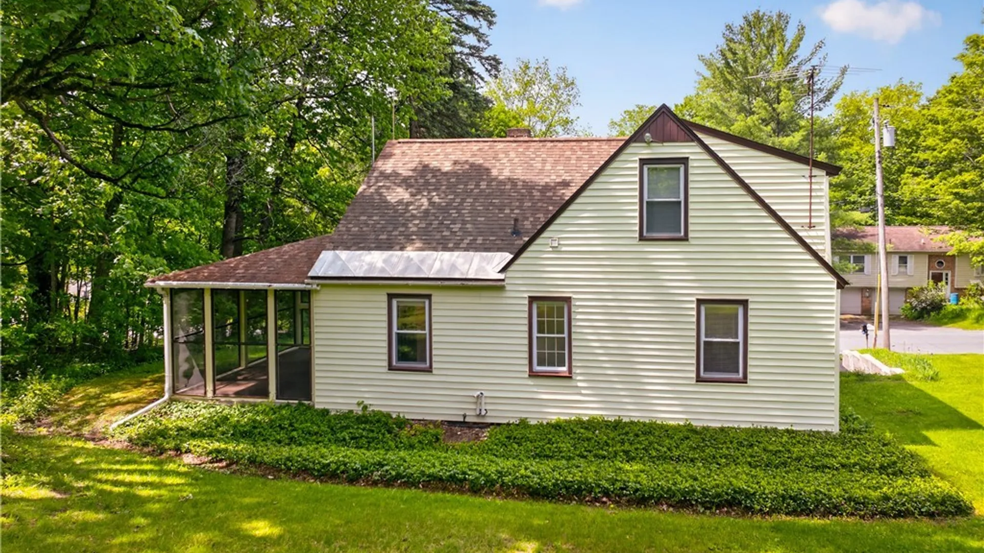 Property at 5 Marwood Road, Deerfield, NY 13502 9