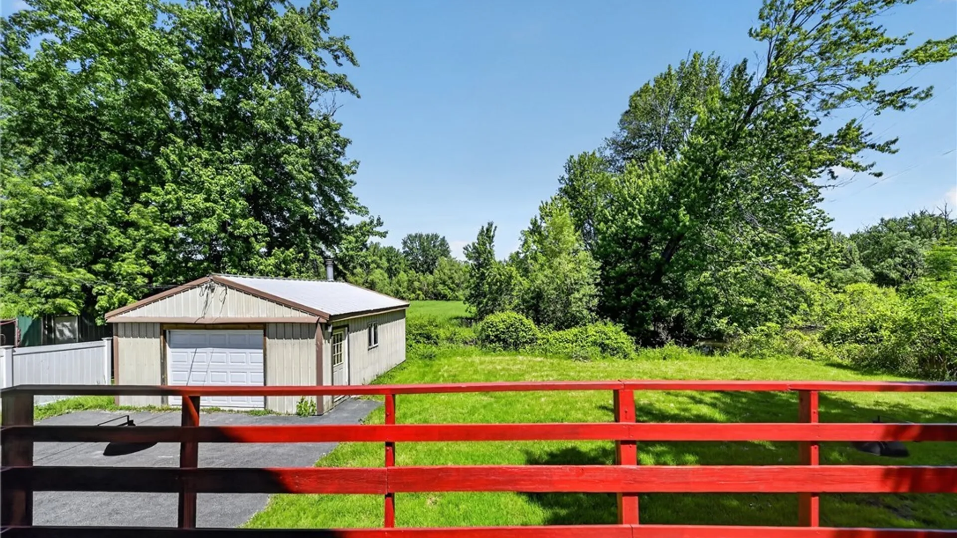 Property at 6975 Kirkville Rd, DeWitt, NY 13057 45