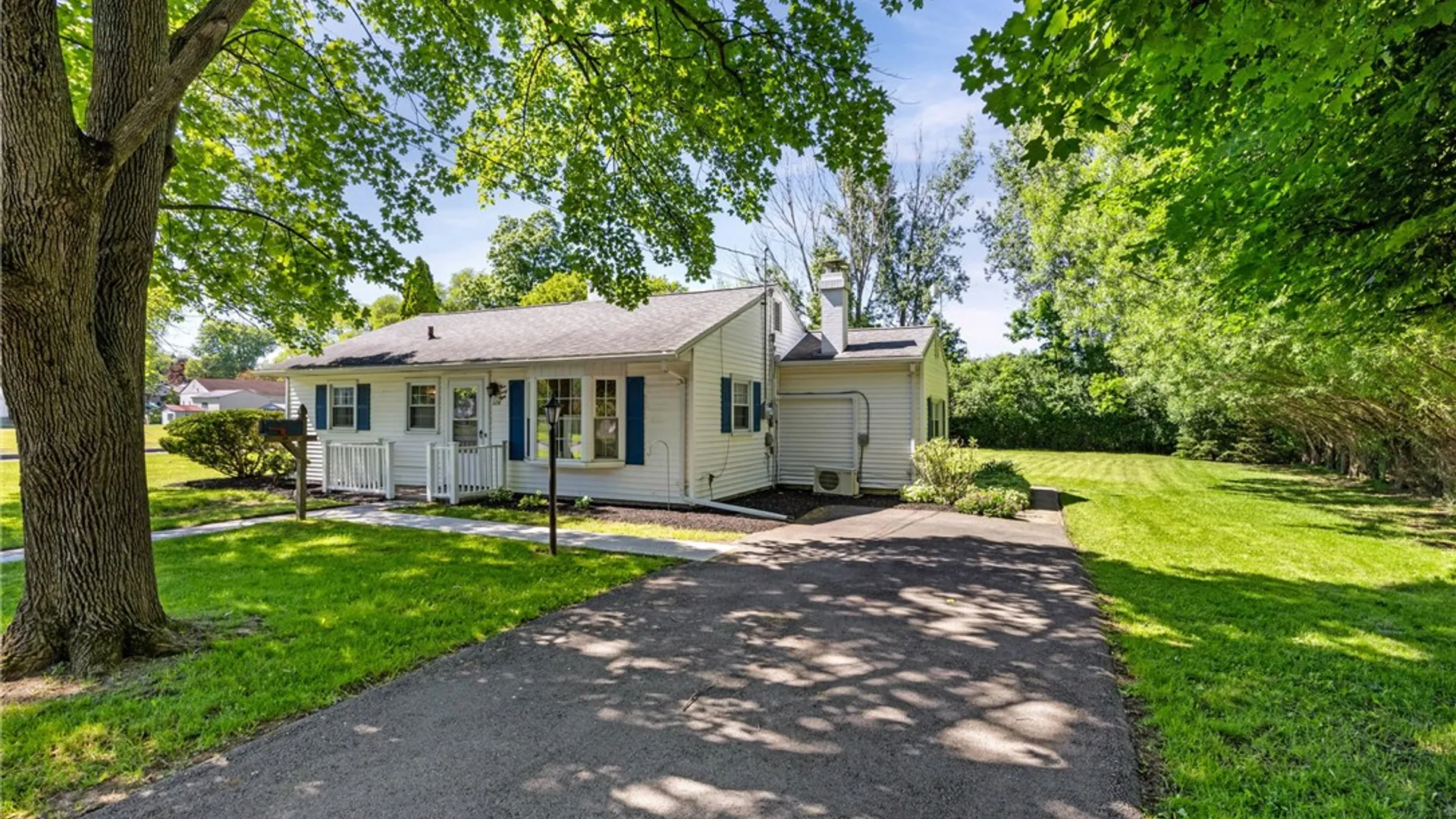 Property at 328 W High Street, Geneva City, NY 14456 4