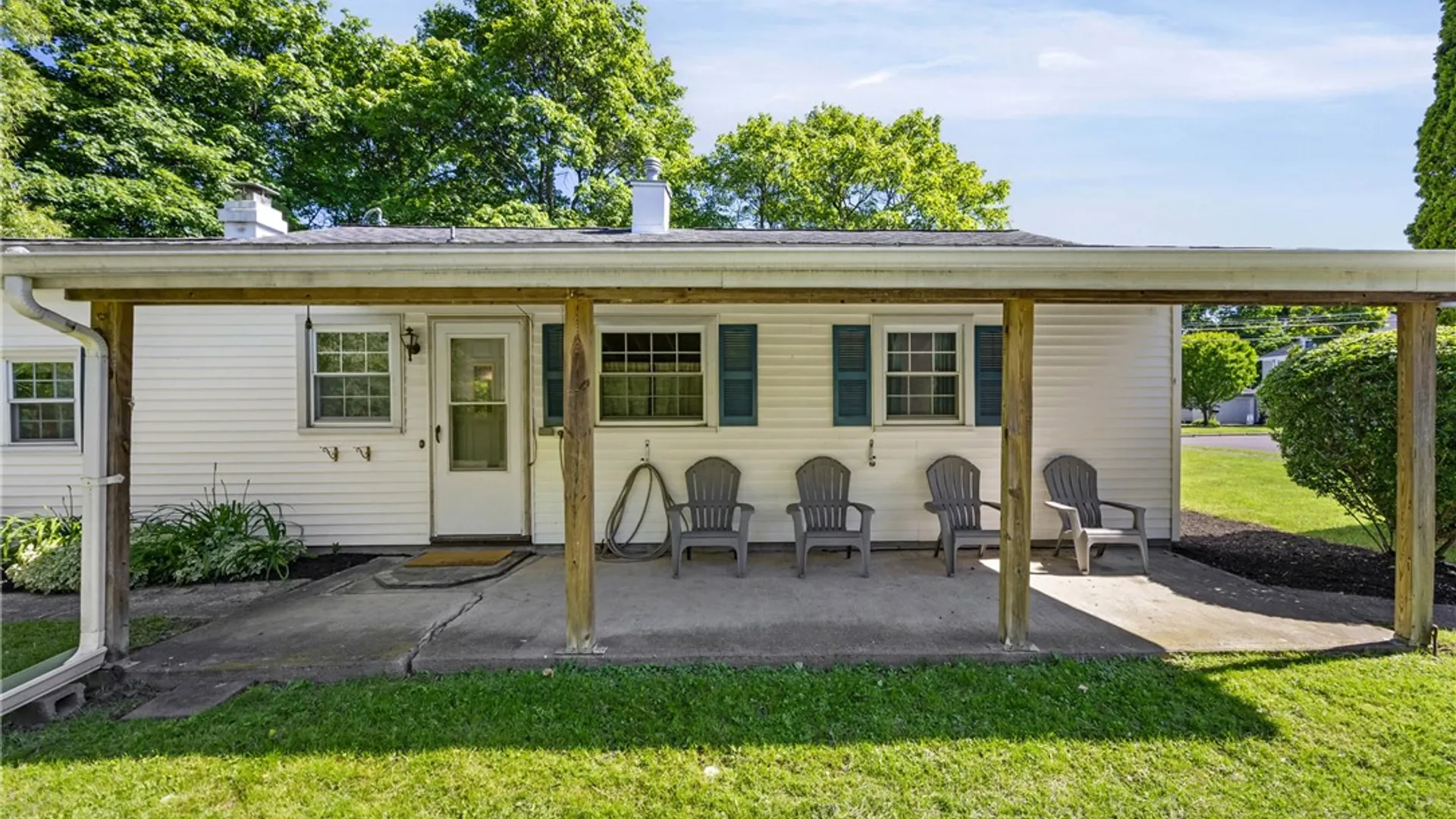 Property at 328 W High Street, Geneva City, NY 14456 6
