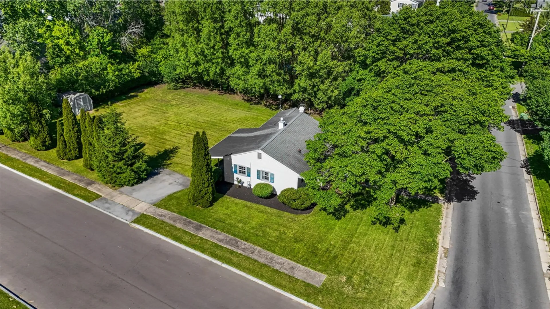 Property at 328 W High Street, Geneva City, NY 14456 37