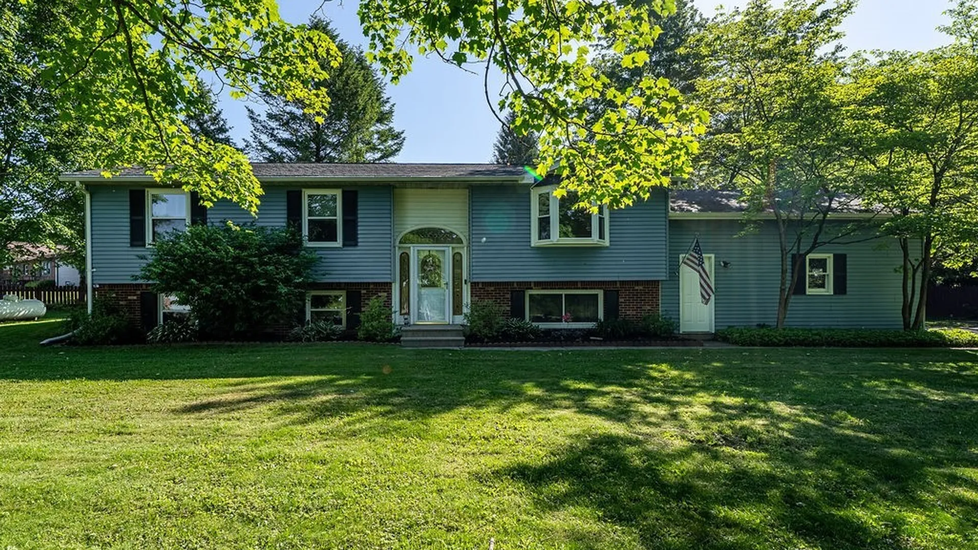 Property at 13670 Martin Rd, Newstead, NY 14001 3