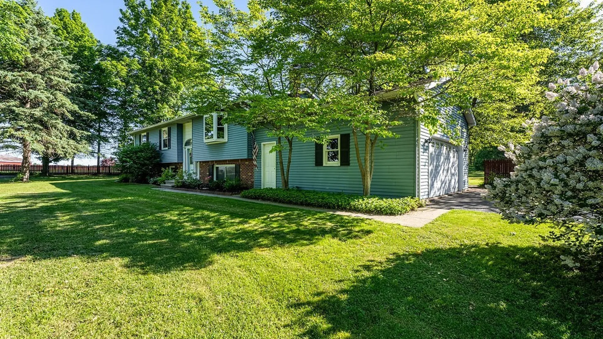 Property at 13670 Martin Rd, Newstead, NY 14001 4