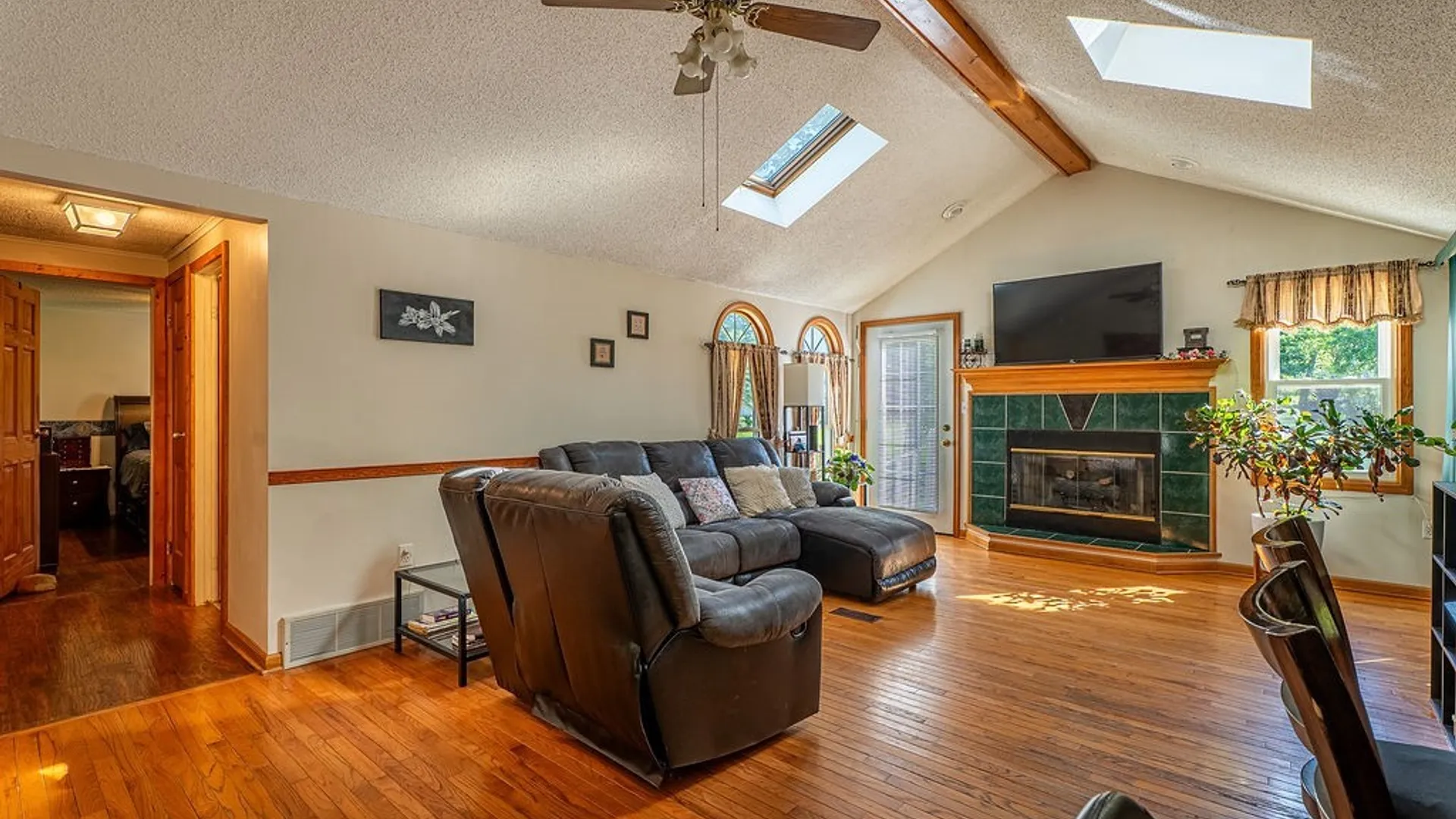 Property at 13670 Martin Rd, Newstead, NY 14001 7