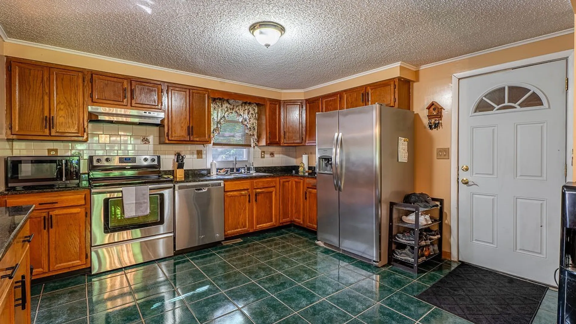 Property at 13670 Martin Rd, Newstead, NY 14001 11