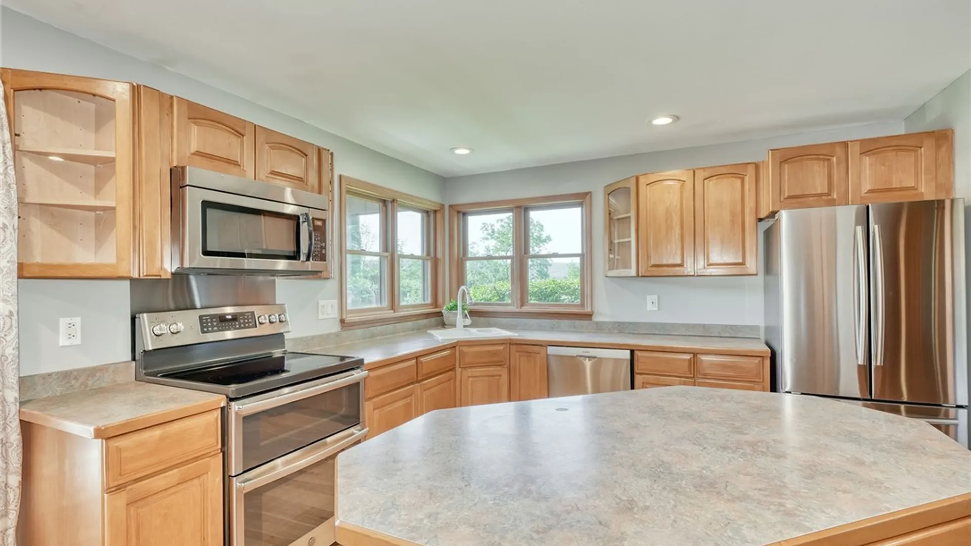 Property at 8058 W Hollow Road, Naples, NY 14512 4
