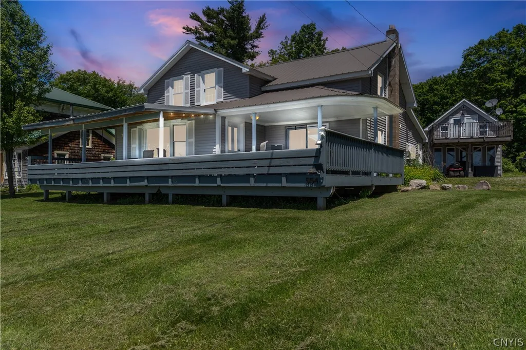 Property at 554 State Route 49, Constantia, NY 13042