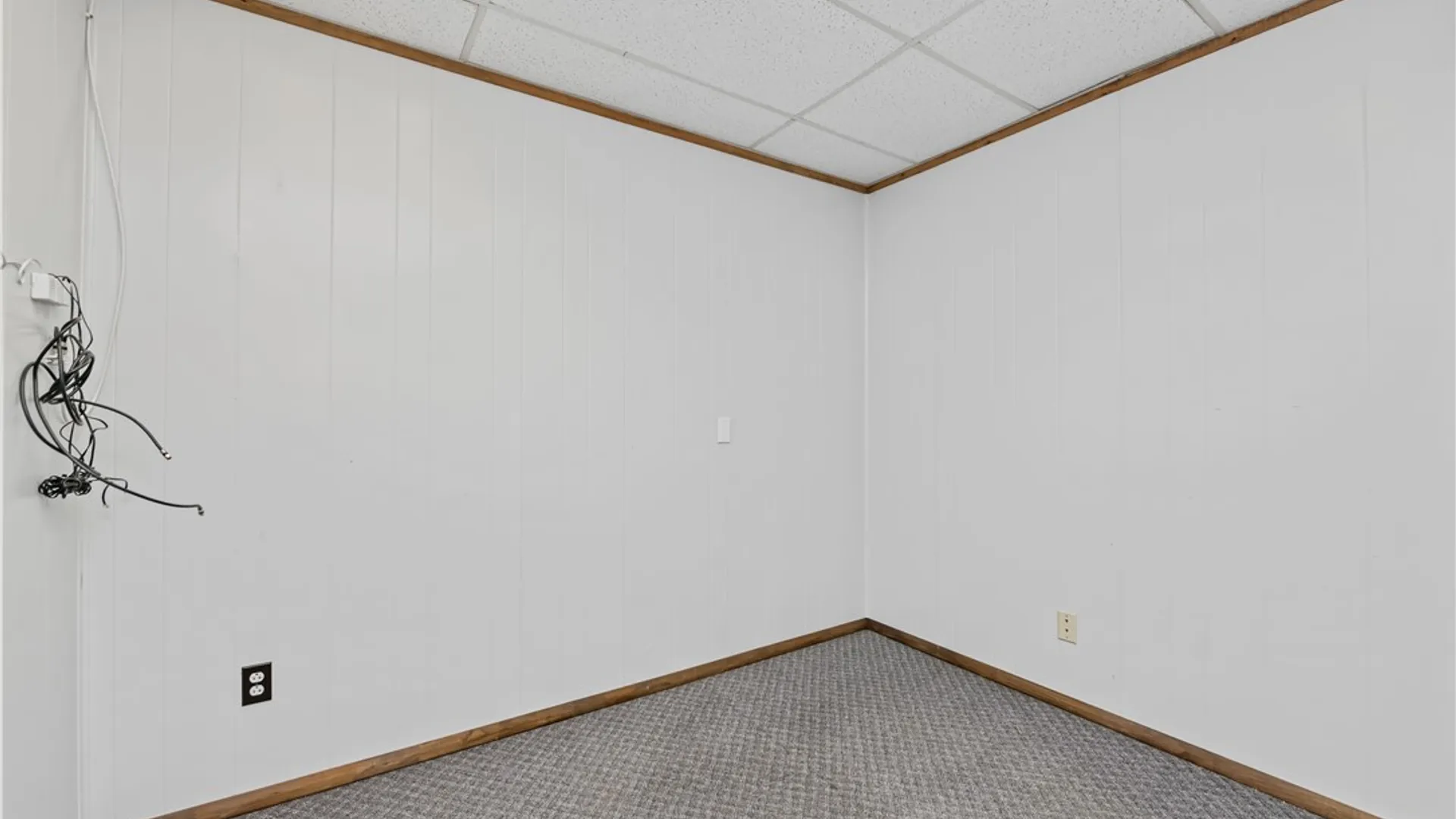 Property at 1600 Lyell Ave, Unit 2F, Rochester, NY 14606 7