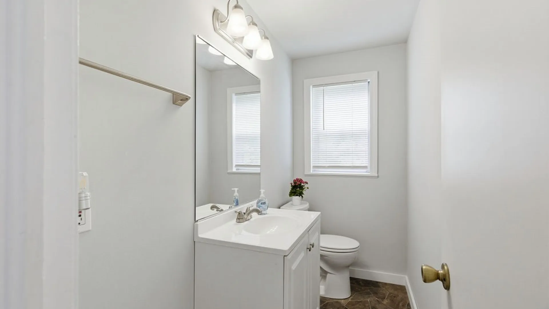Property at 207 E Roswell Avenue, Onondaga, NY 13120 28