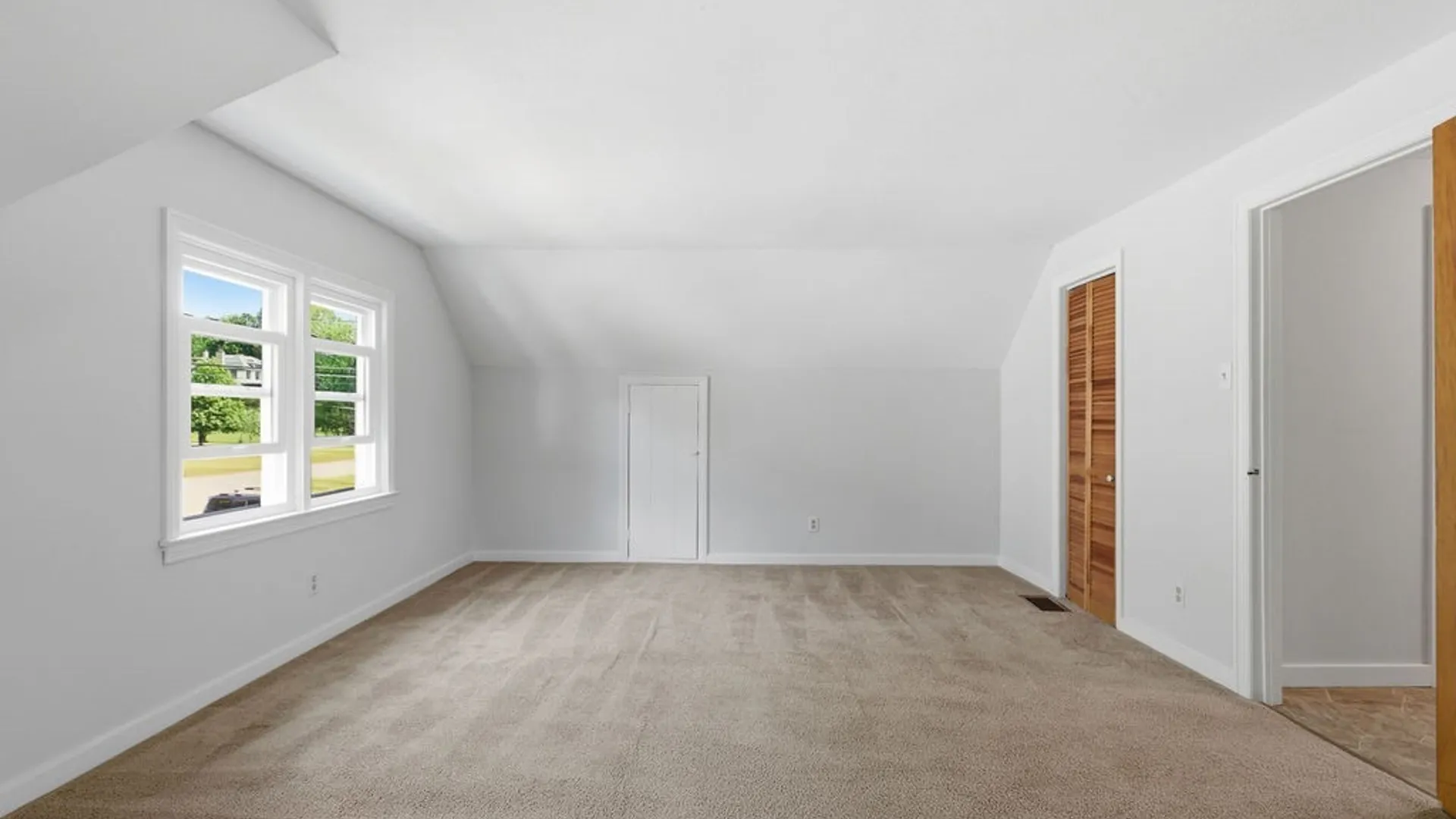 Property at 207 E Roswell Avenue, Onondaga, NY 13120 37