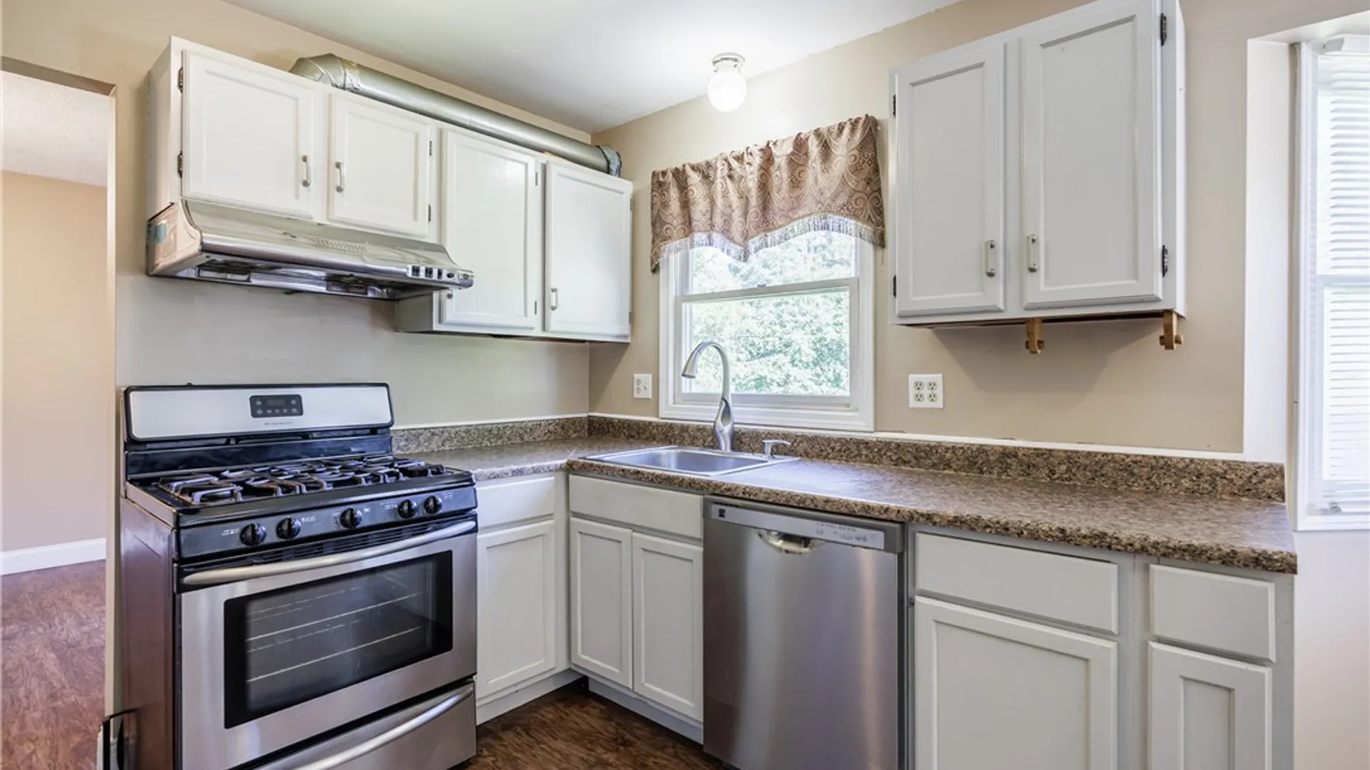 Property at 12 French Meadow Lane, Brighton, NY 14618 9