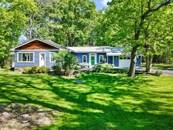 Property at 8 Oakcrest Road, Lansing, NY 14850