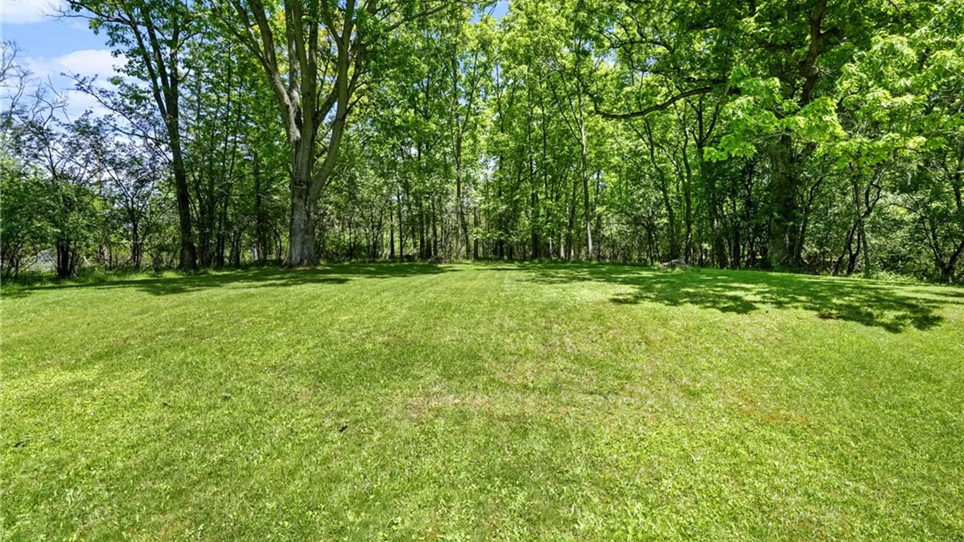 Property at 8 Oakcrest Road, Lansing, NY 14850 5