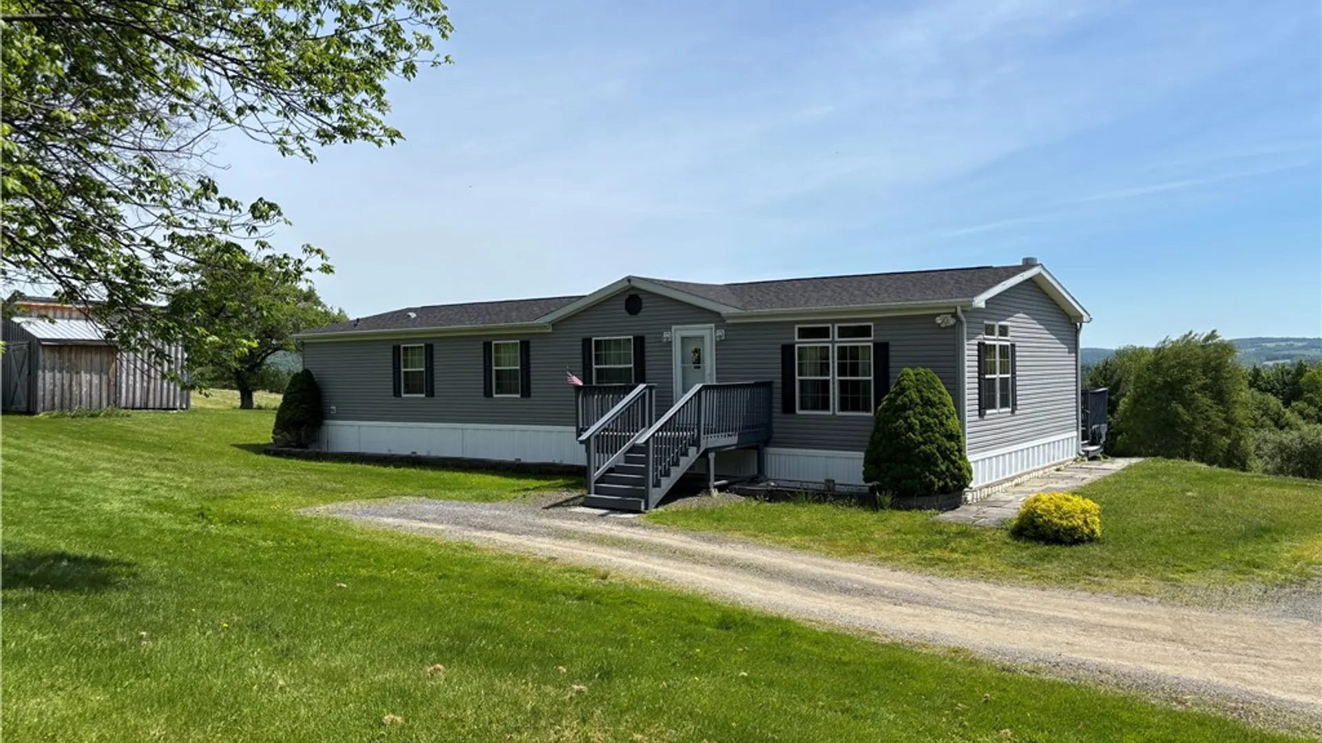 Property at 4 Carpenter Avenue, New Berlin, NY 13411 5