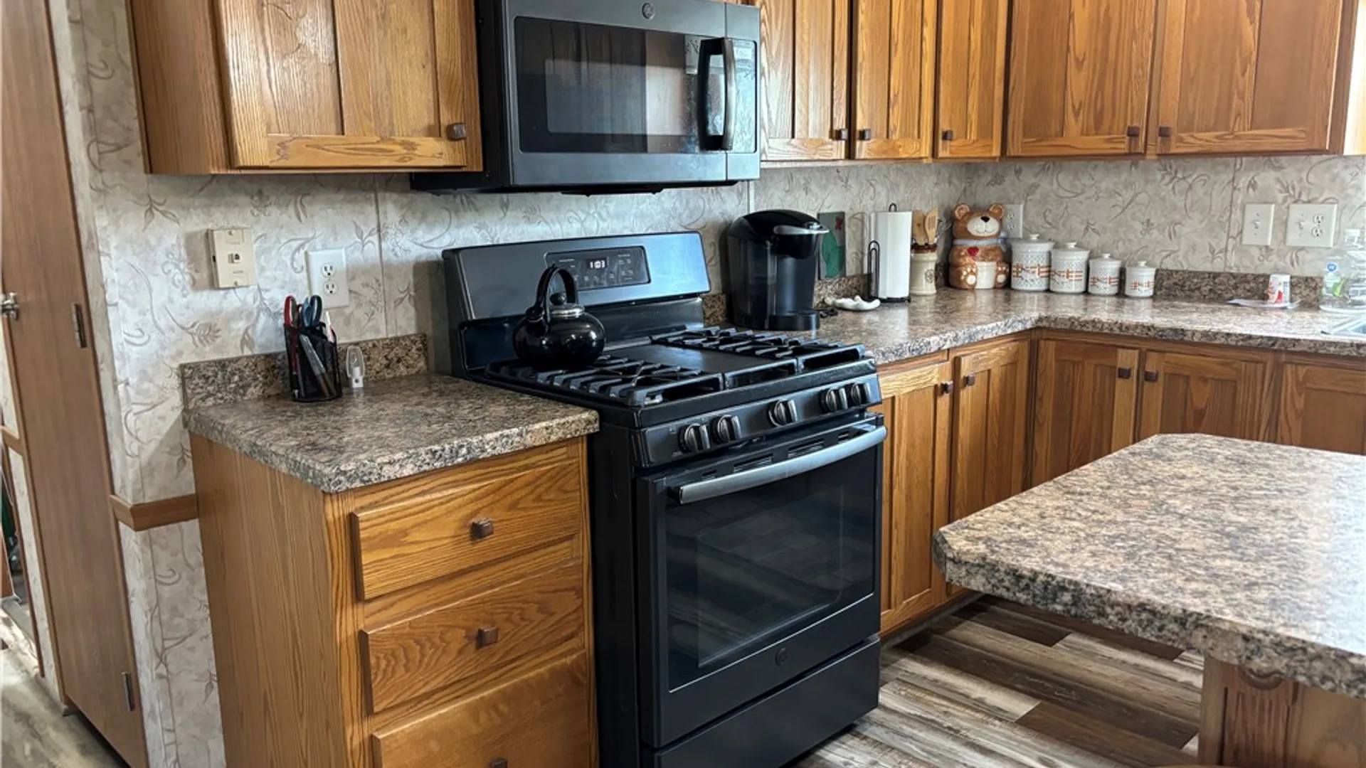 Property at 4 Carpenter Avenue, New Berlin, NY 13411 14