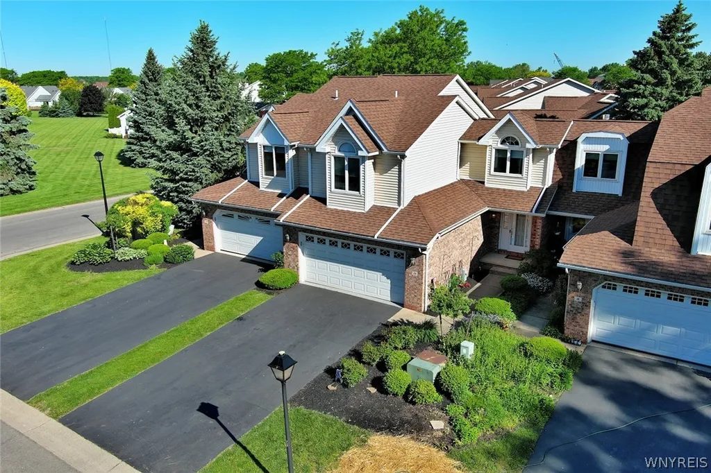 Property at 20 Niagara Shore Drive, Tonawanda, NY 14150