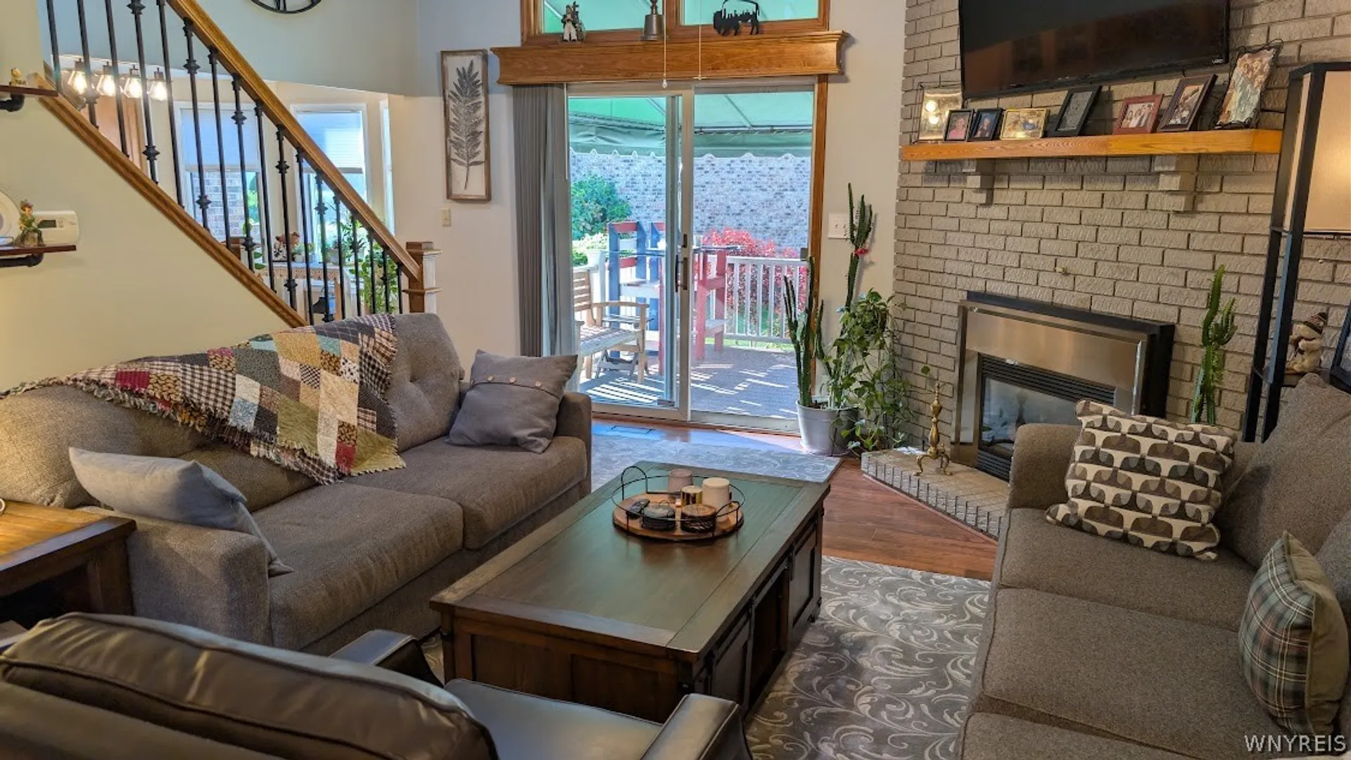 Property at 20 Niagara Shore Drive, Tonawanda, NY 14150 11