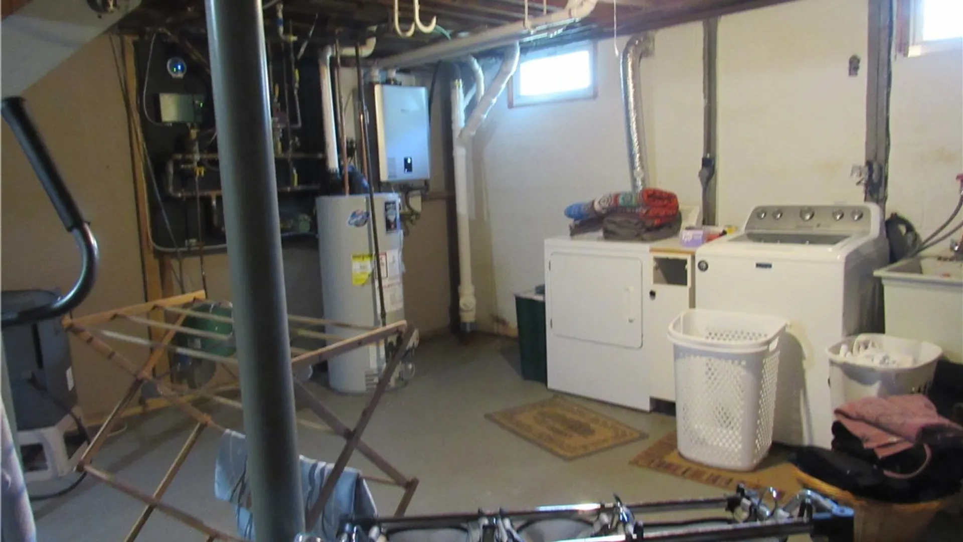 Property at 412 Stillwell Circle, DeWitt, NY 13057 22