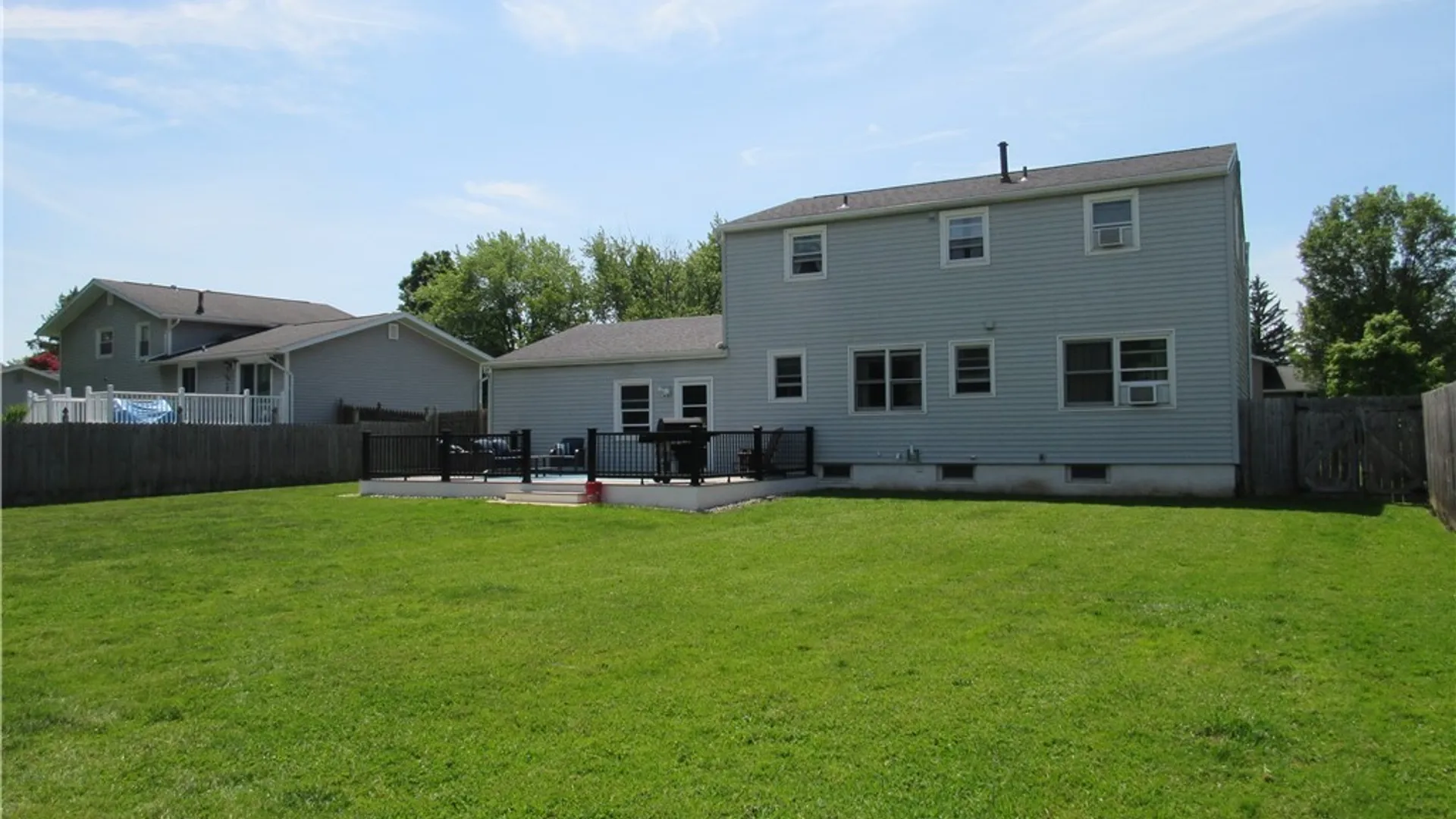 Property at 412 Stillwell Circle, DeWitt, NY 13057 28