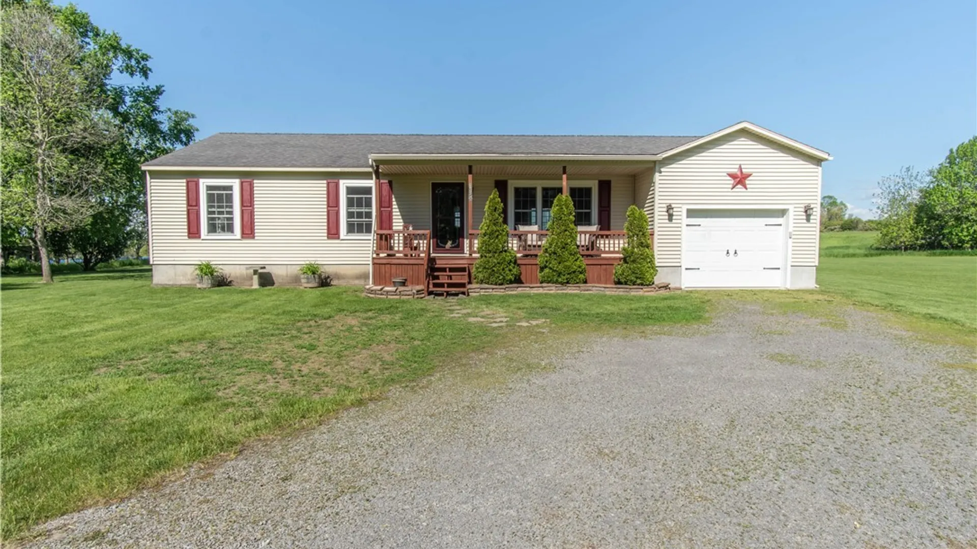 Property at 694 S James Street, Cape Vincent, NY 13618 32