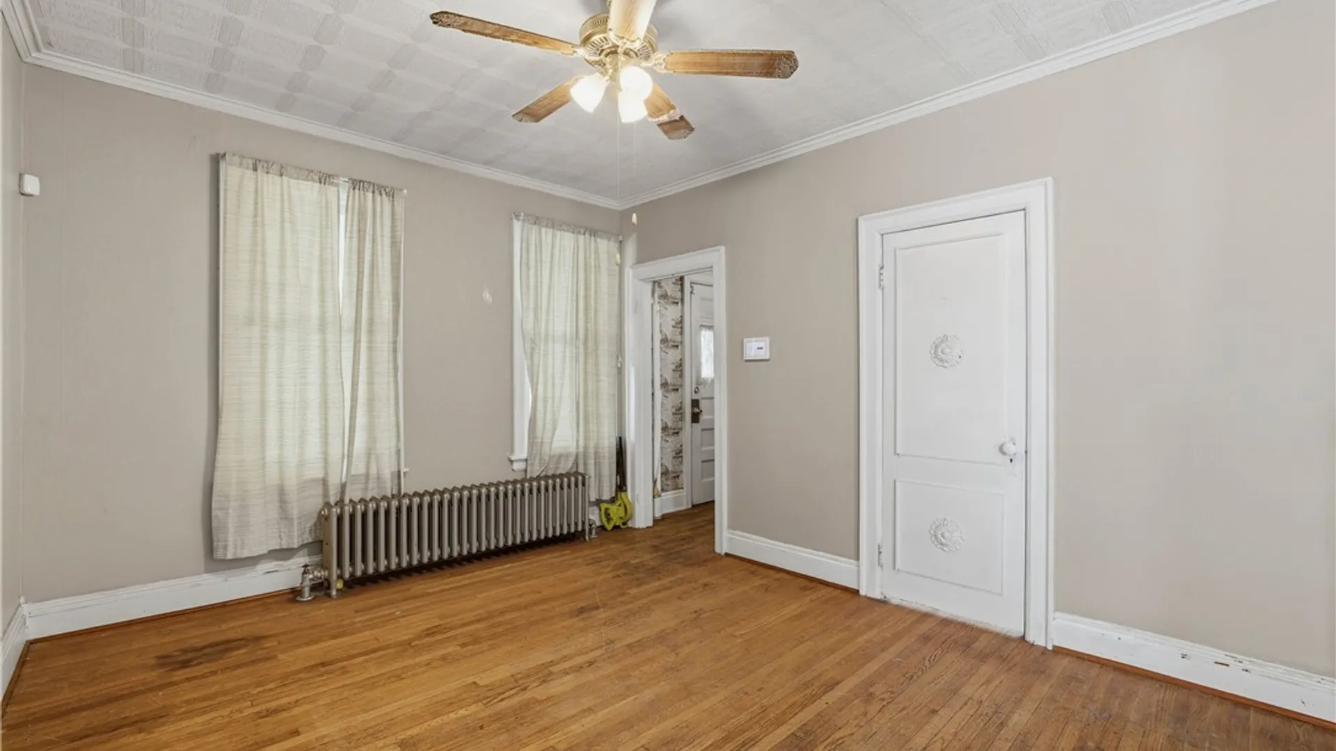 Property at 136 Humason Avenue, Buffalo, NY 14211 8