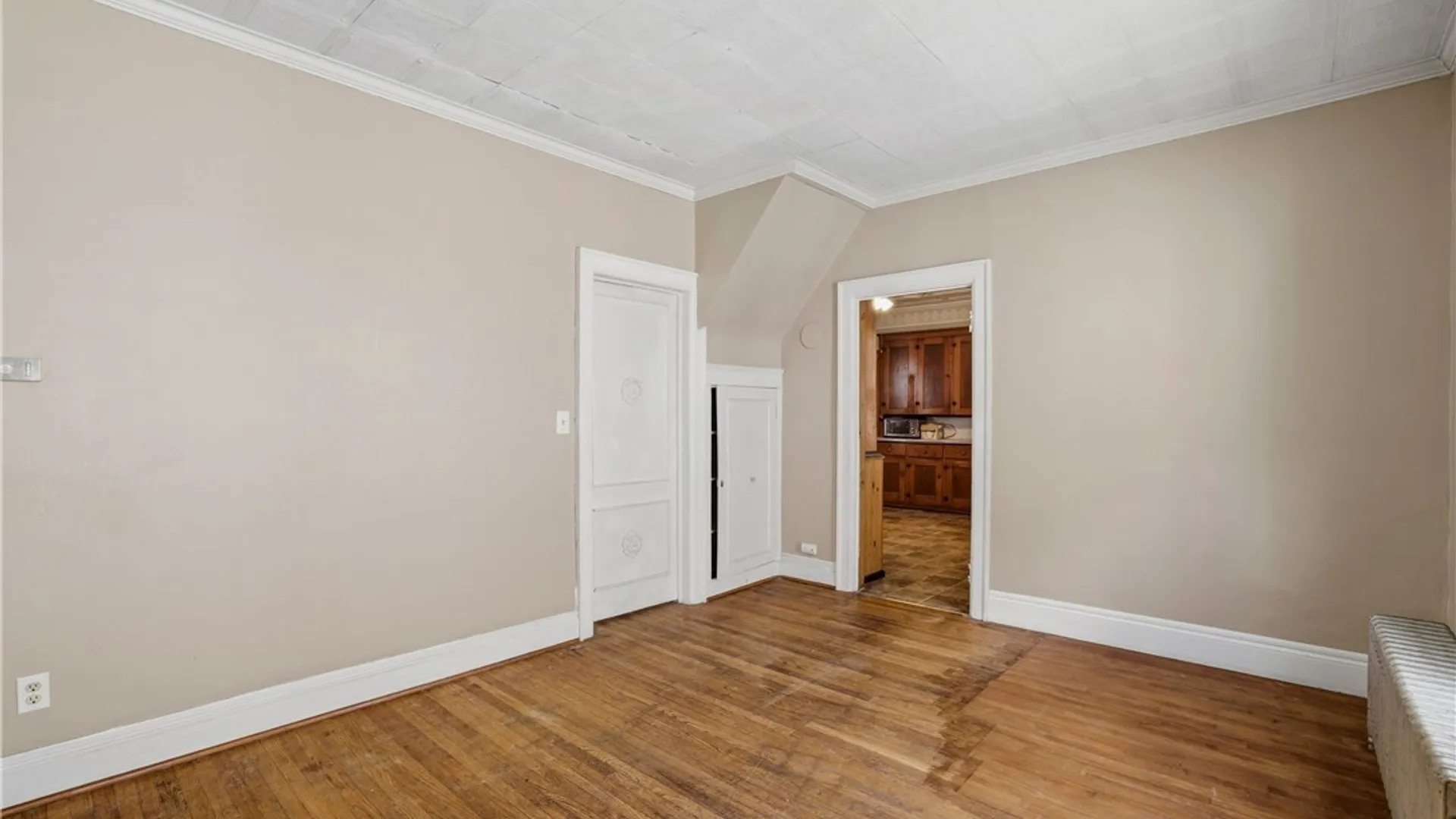 Property at 136 Humason Avenue, Buffalo, NY 14211 12