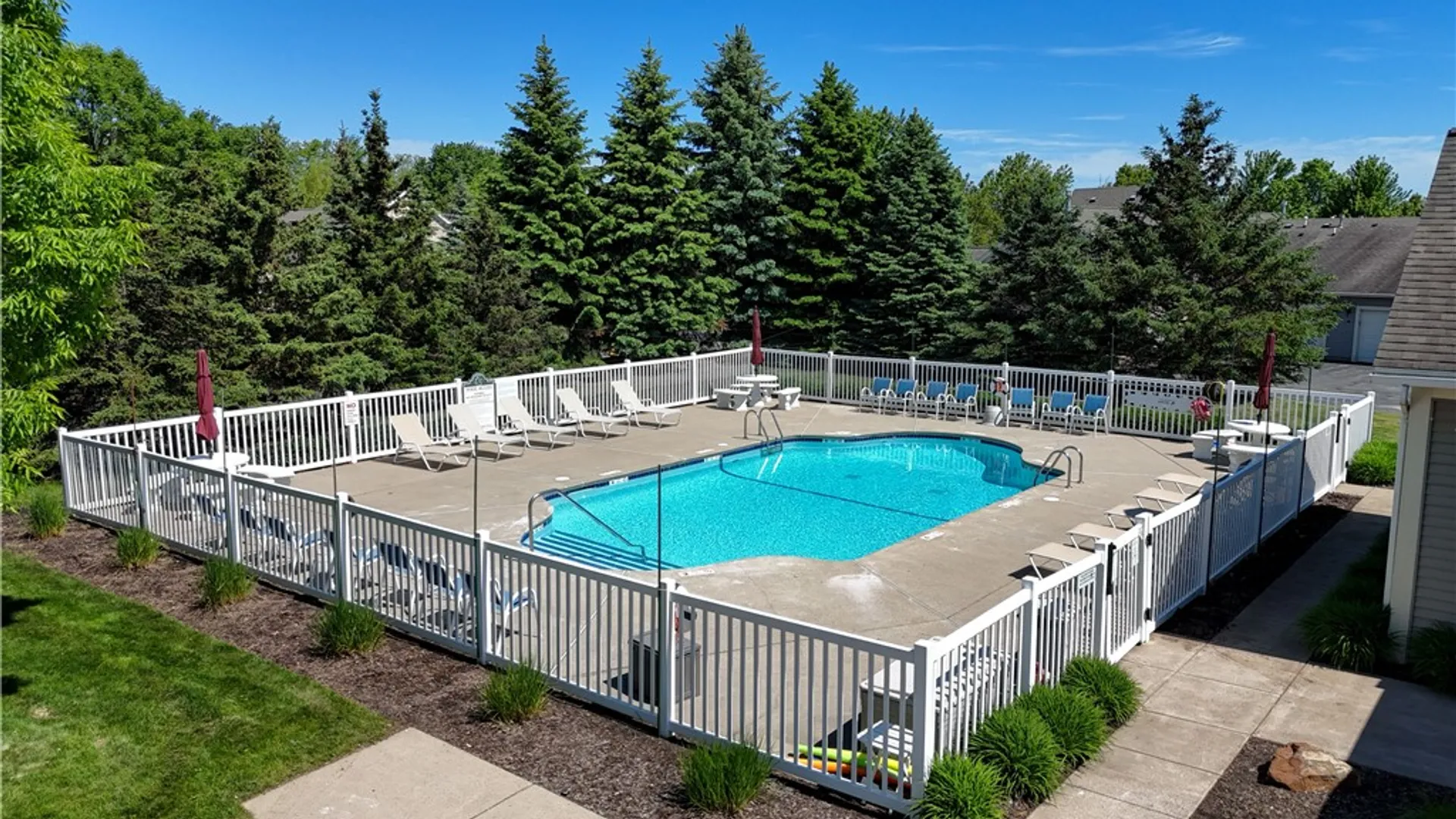 Property at 139 Maple Center Road, Greece, NY 14468 44