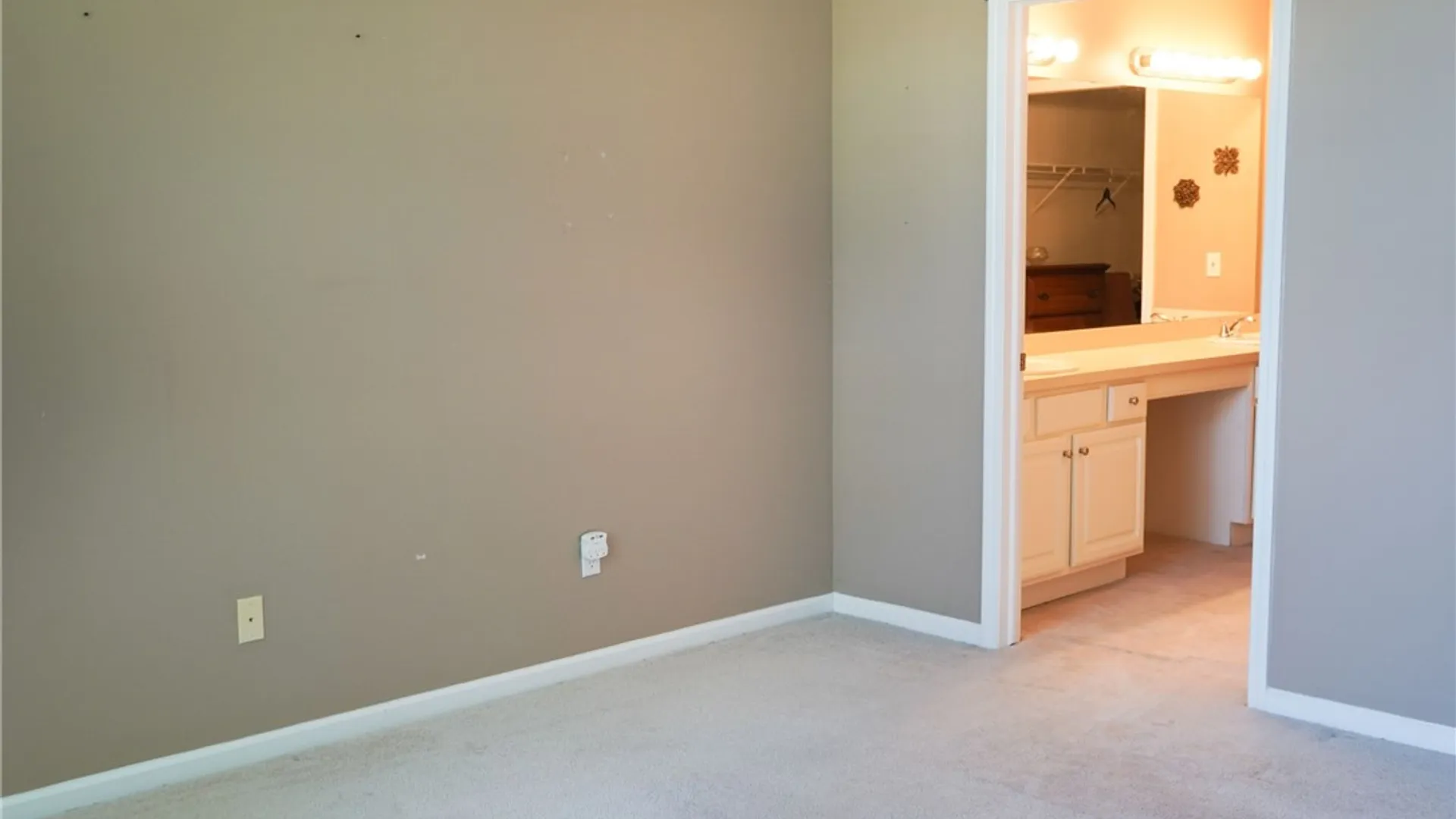 Property at 139 Maple Center Road, Greece, NY 14468 16