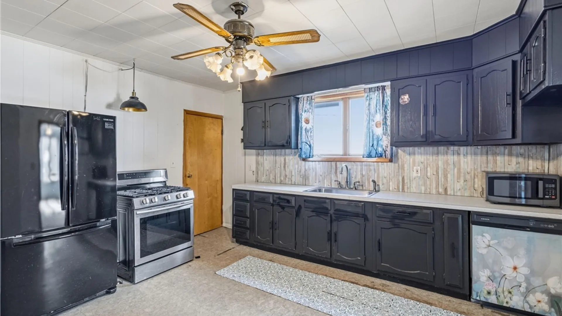Property at 94 Woodell Avenue, Cheektowaga, NY 14211 20