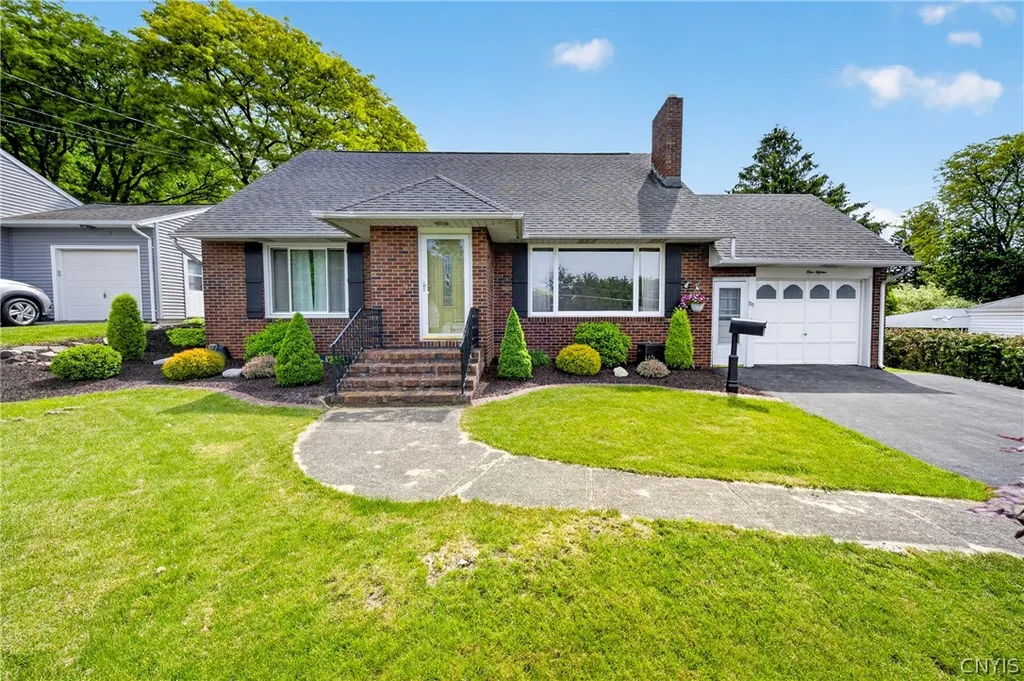 Property at 115 Marian Drive, Geddes, NY 13219