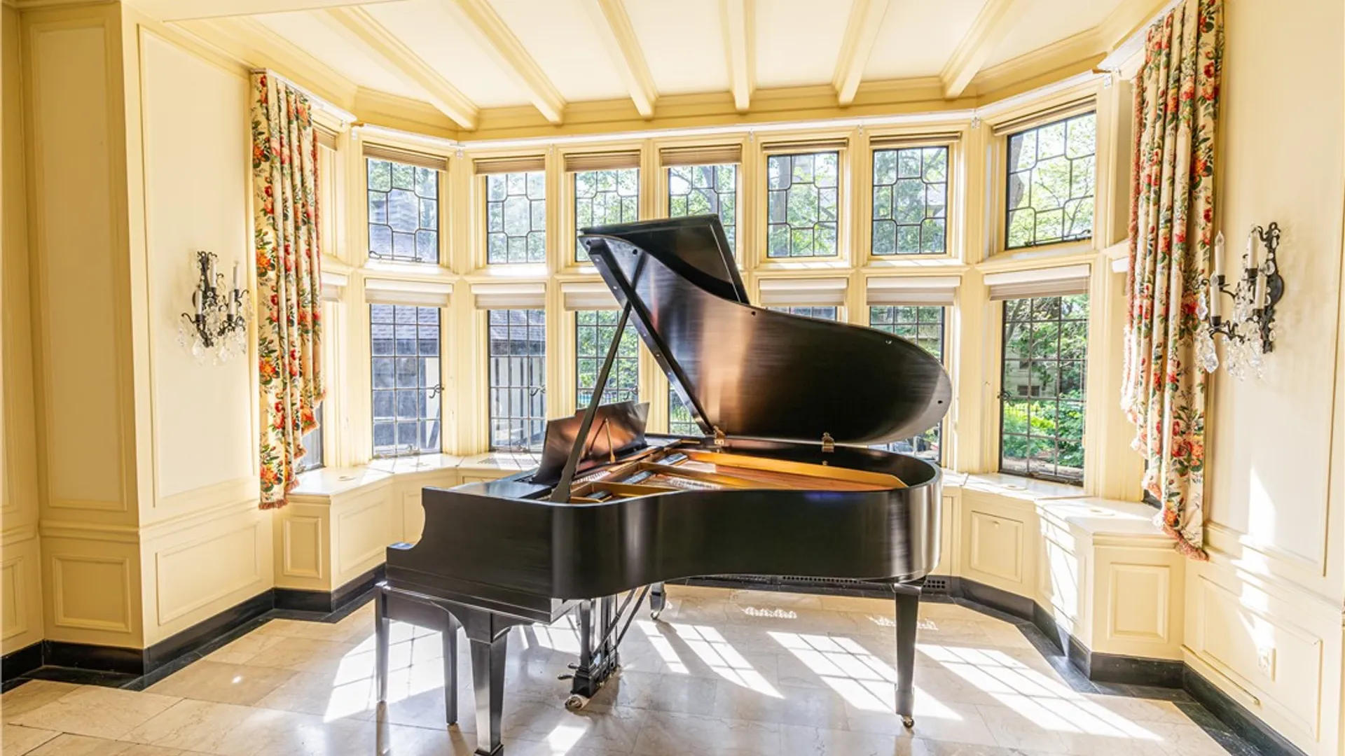 Property at 901 East Avenue, Rochester, NY 14607 14
