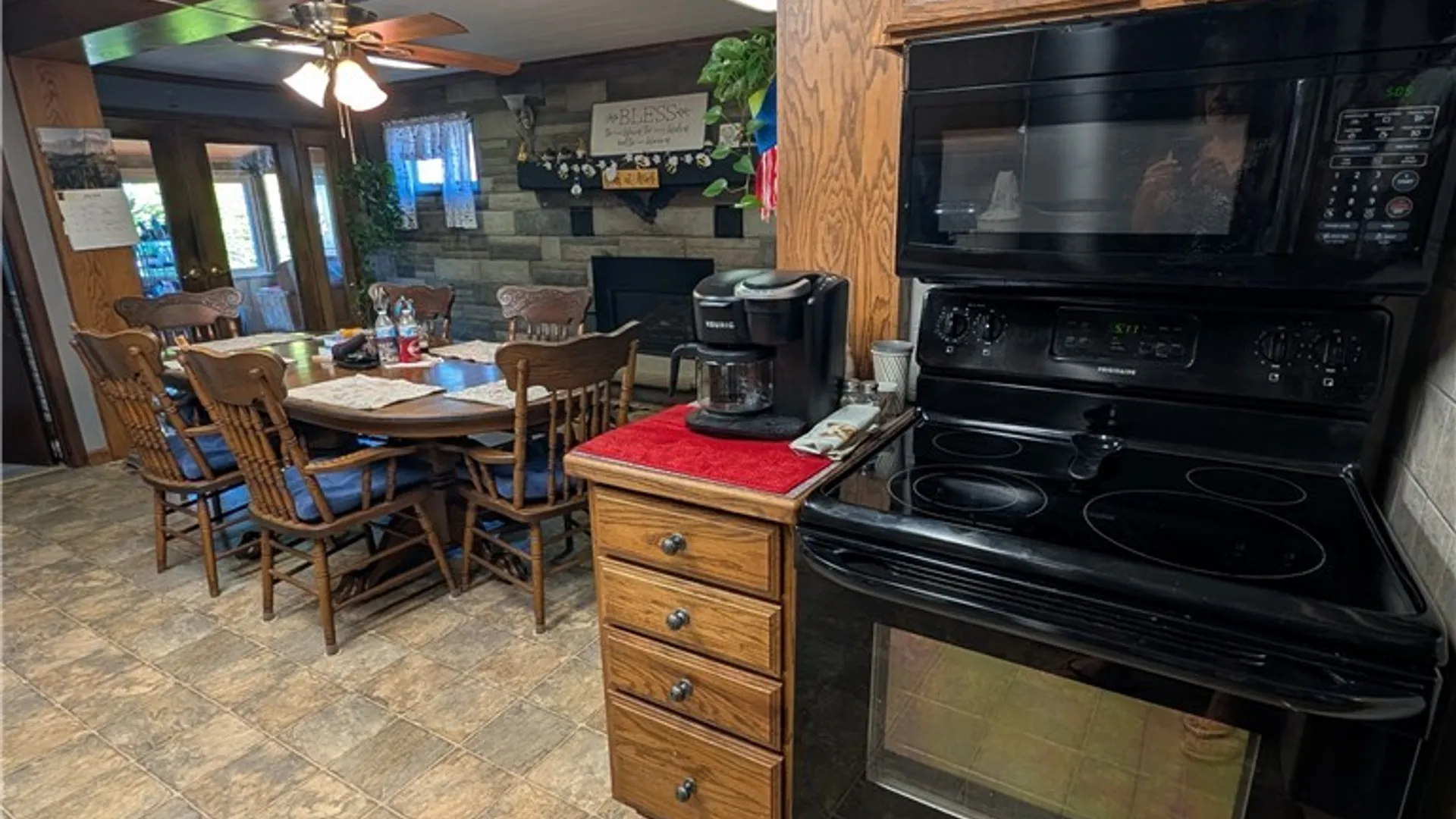 Property at 5791 Elmhurst Road, Hamburg, NY 14085 13