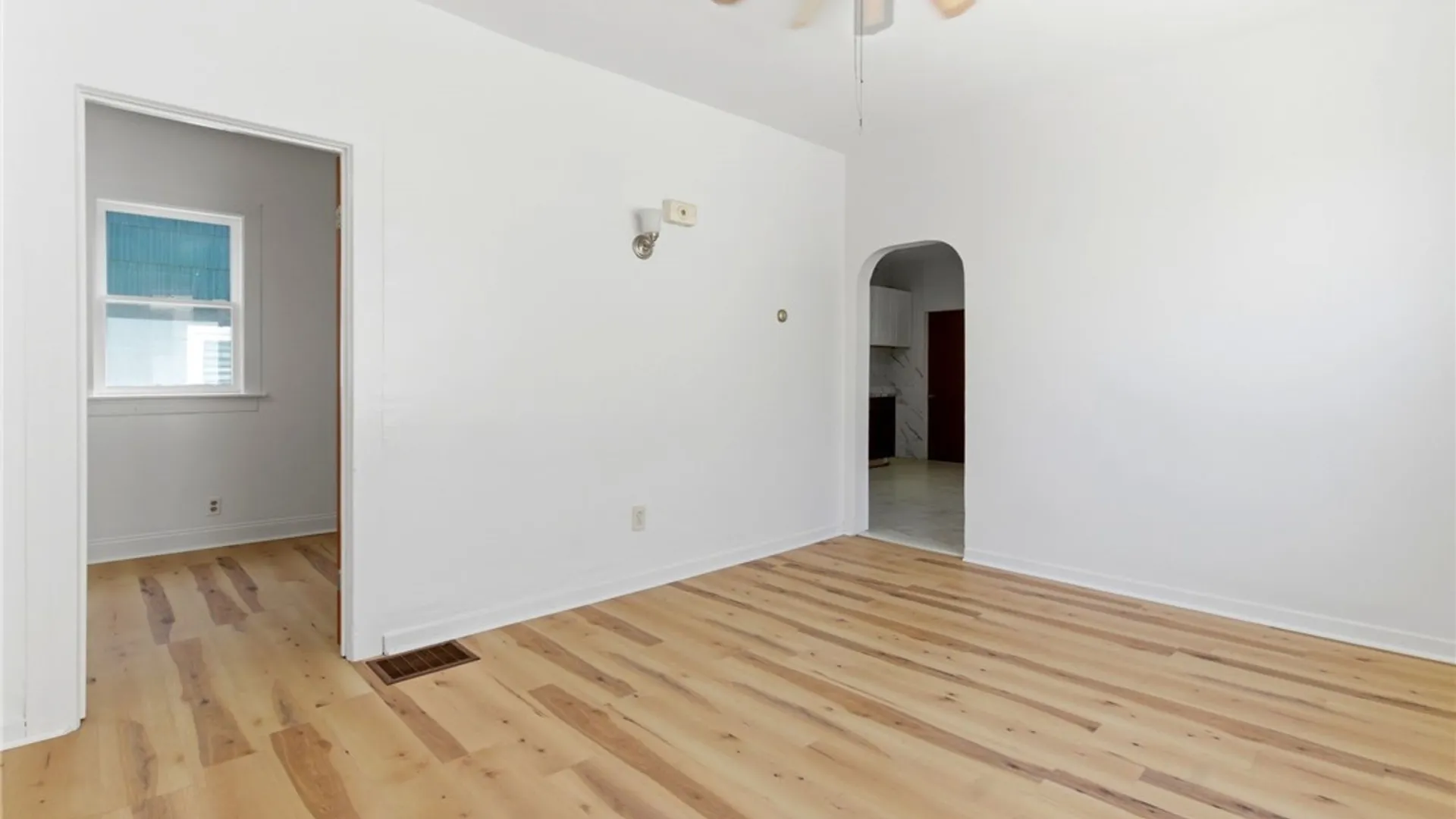 Property at 114 Wex Avenue, Buffalo, NY 14211 9