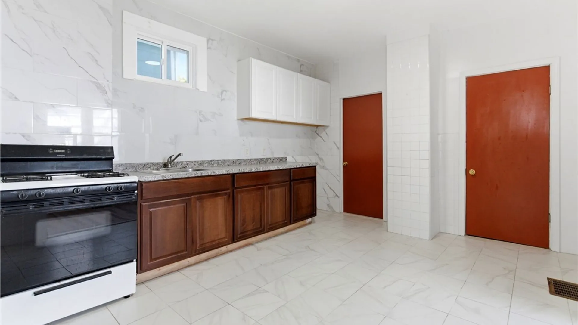 Property at 114 Wex Avenue, Buffalo, NY 14211 15