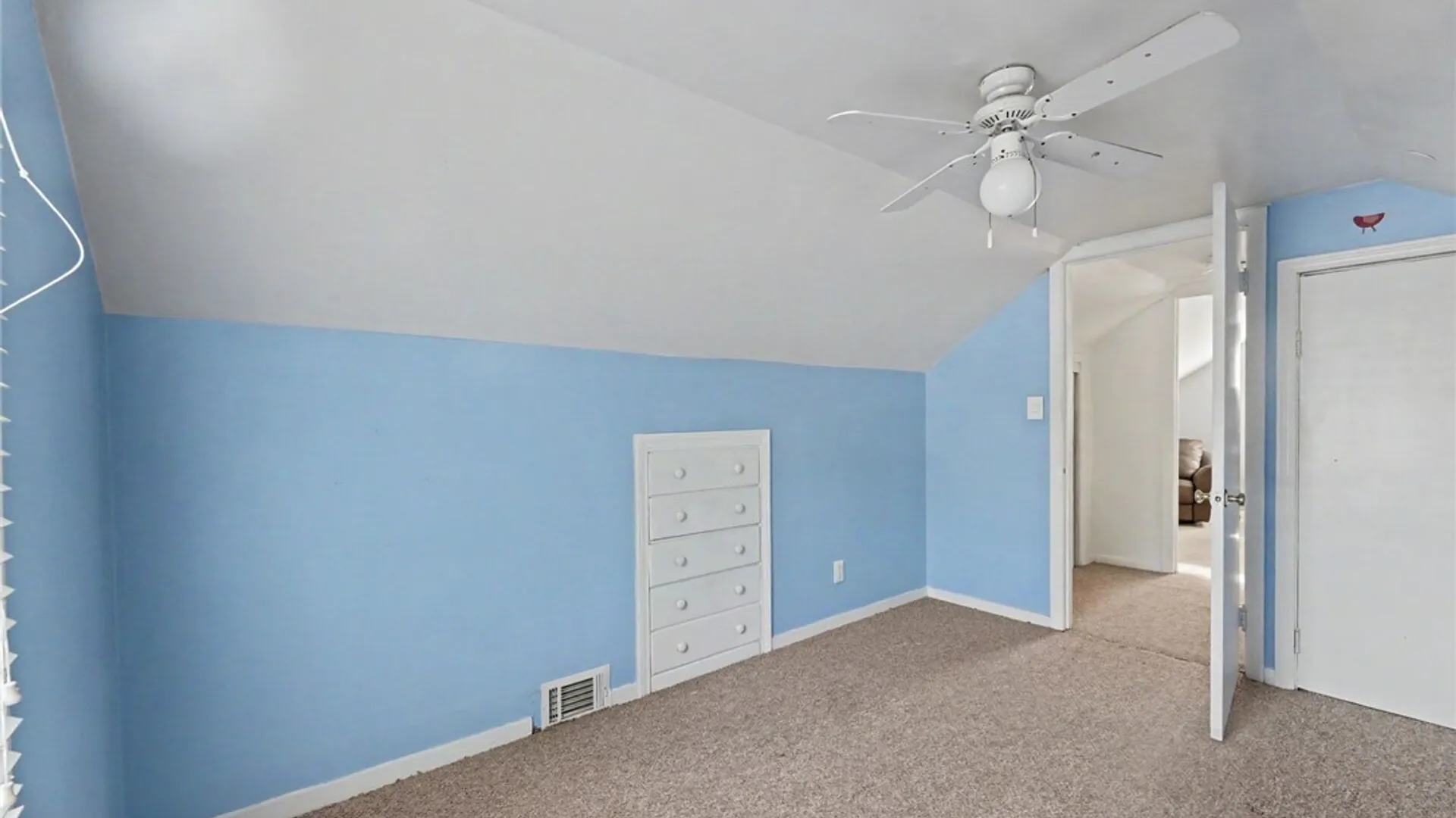 Property at 109 Summit Avenue, West Seneca, NY 14224 16