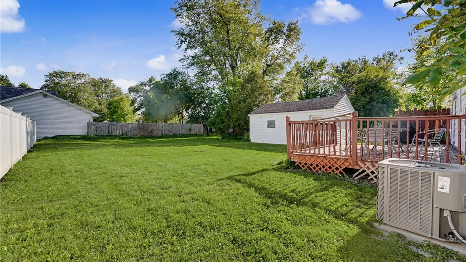 Property at 109 Summit Avenue, West Seneca, NY 14224 21