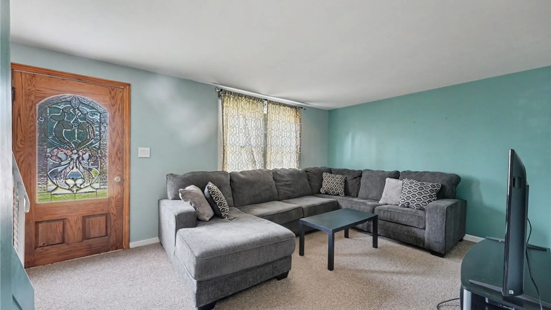 Property at 109 Summit Avenue, West Seneca, NY 14224 10