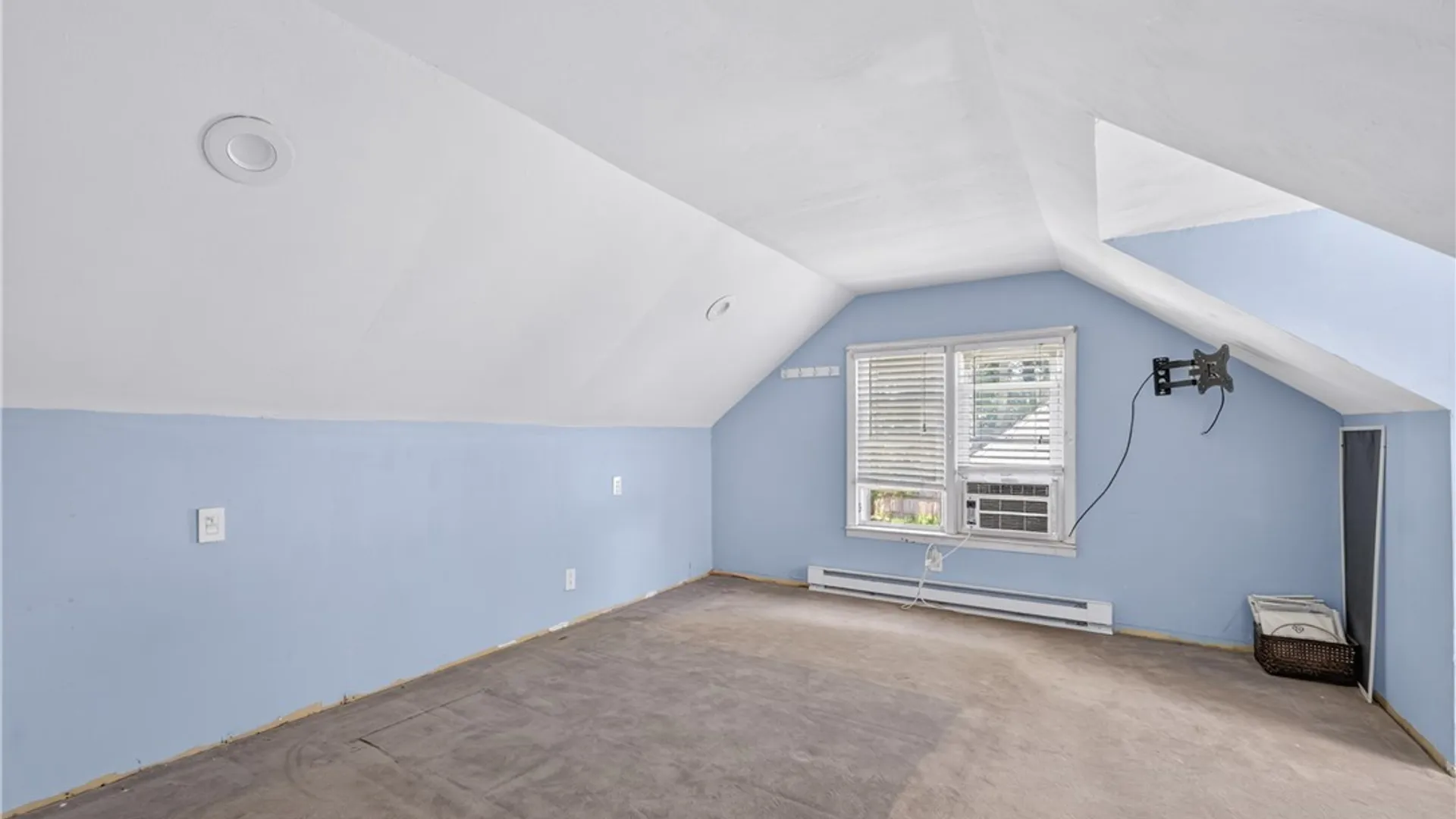 Property at 404 Oakwood Street, Rome, NY 13440 22