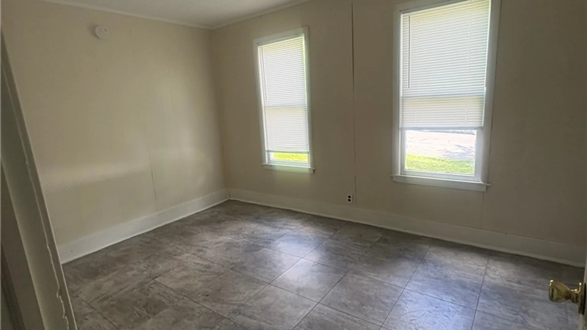 Property at 121 Maurice Avenue, Syracuse, NY 13207 13