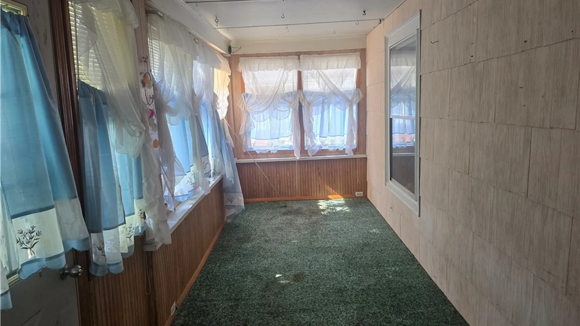 Property at 133 79th Street, Niagara Falls, NY 14304 4