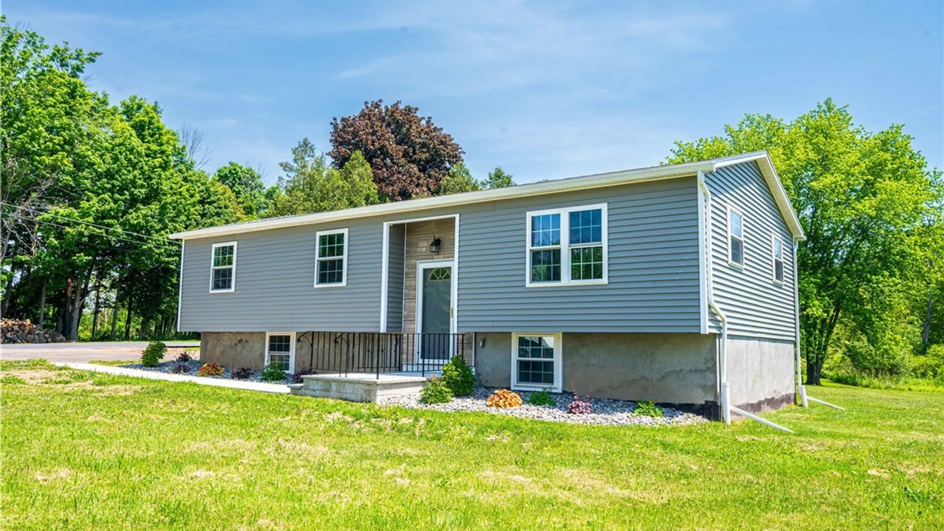 Property at 5535 Eureka Road, Westmoreland, NY 13440 3