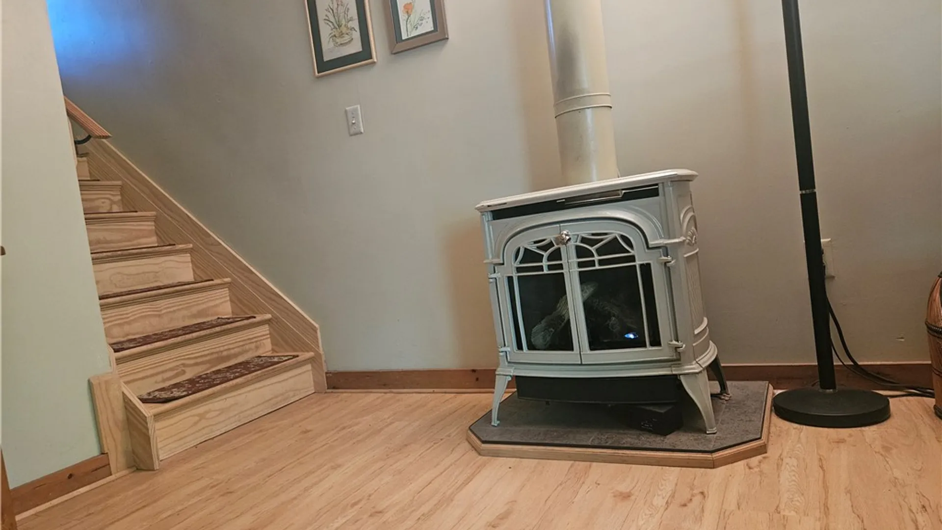 Property at 7 Penny Lane, Ithaca Town, NY 14850 6