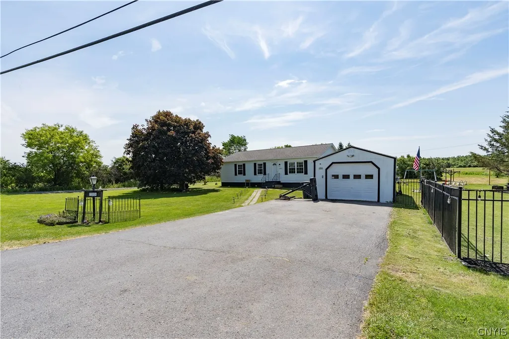 Property at 20604 County Route 63, Watertown Town, NY 13601