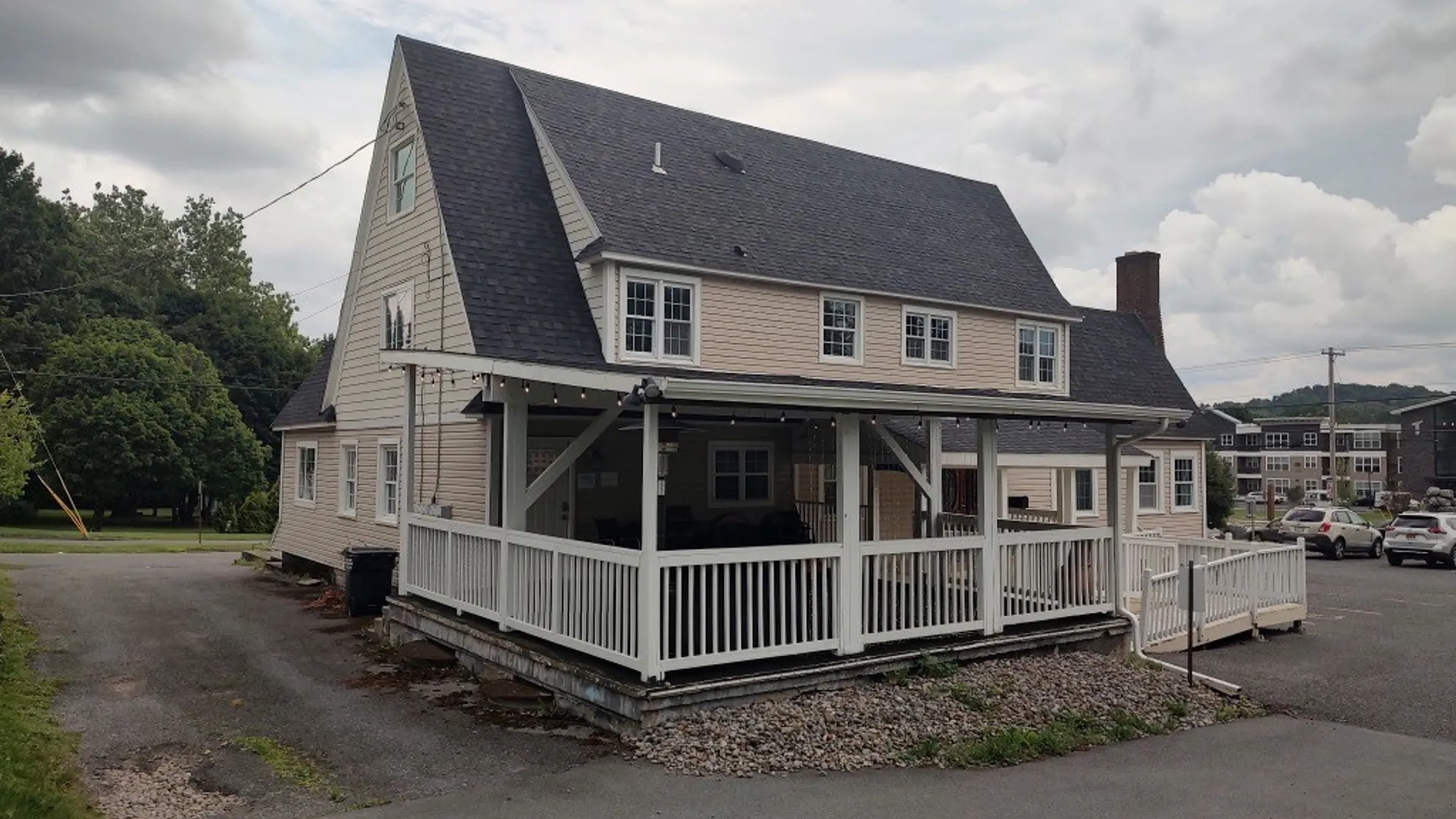 Property at 99 Yorkshire Blvd Boulevard, Camillus, NY 13219 4